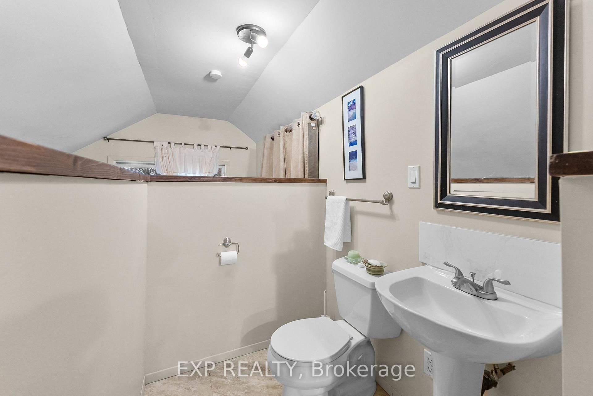 Photo 19 of 4747 Third Avenue, Niagara Falls, Cherrywood — HOMEH