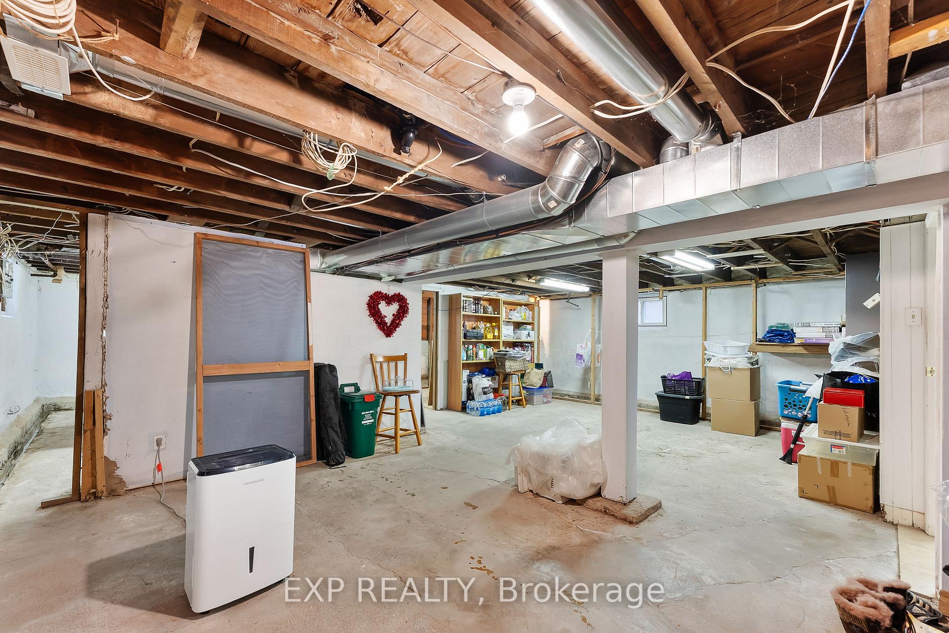 Photo 21 of 4747 Third Avenue, Niagara Falls, Cherrywood — HOMEH