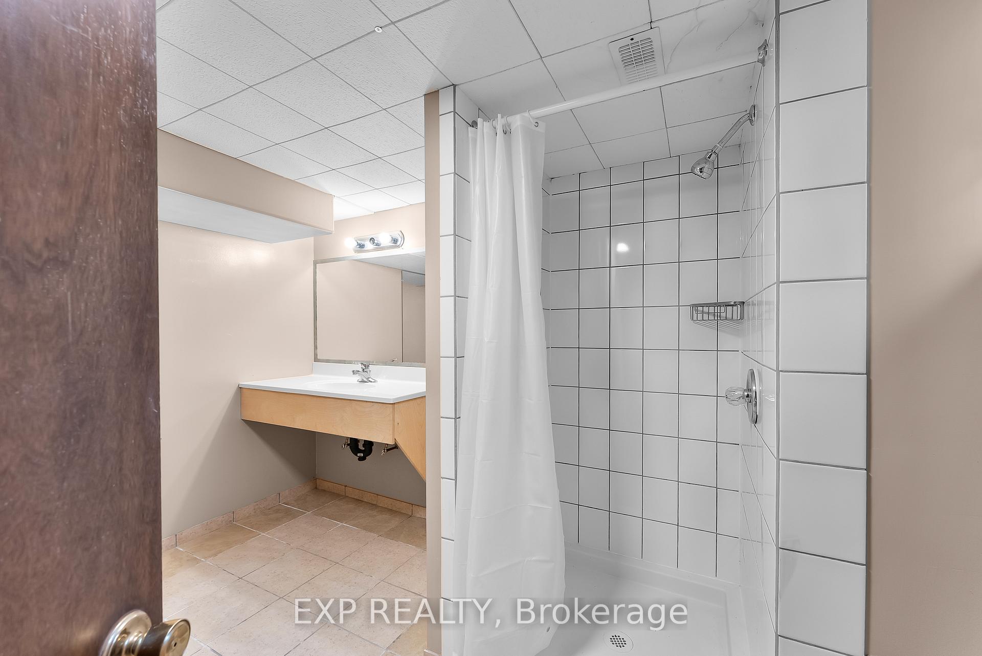 Photo 22 of 4747 Third Avenue, Niagara Falls, Cherrywood — HOMEH
