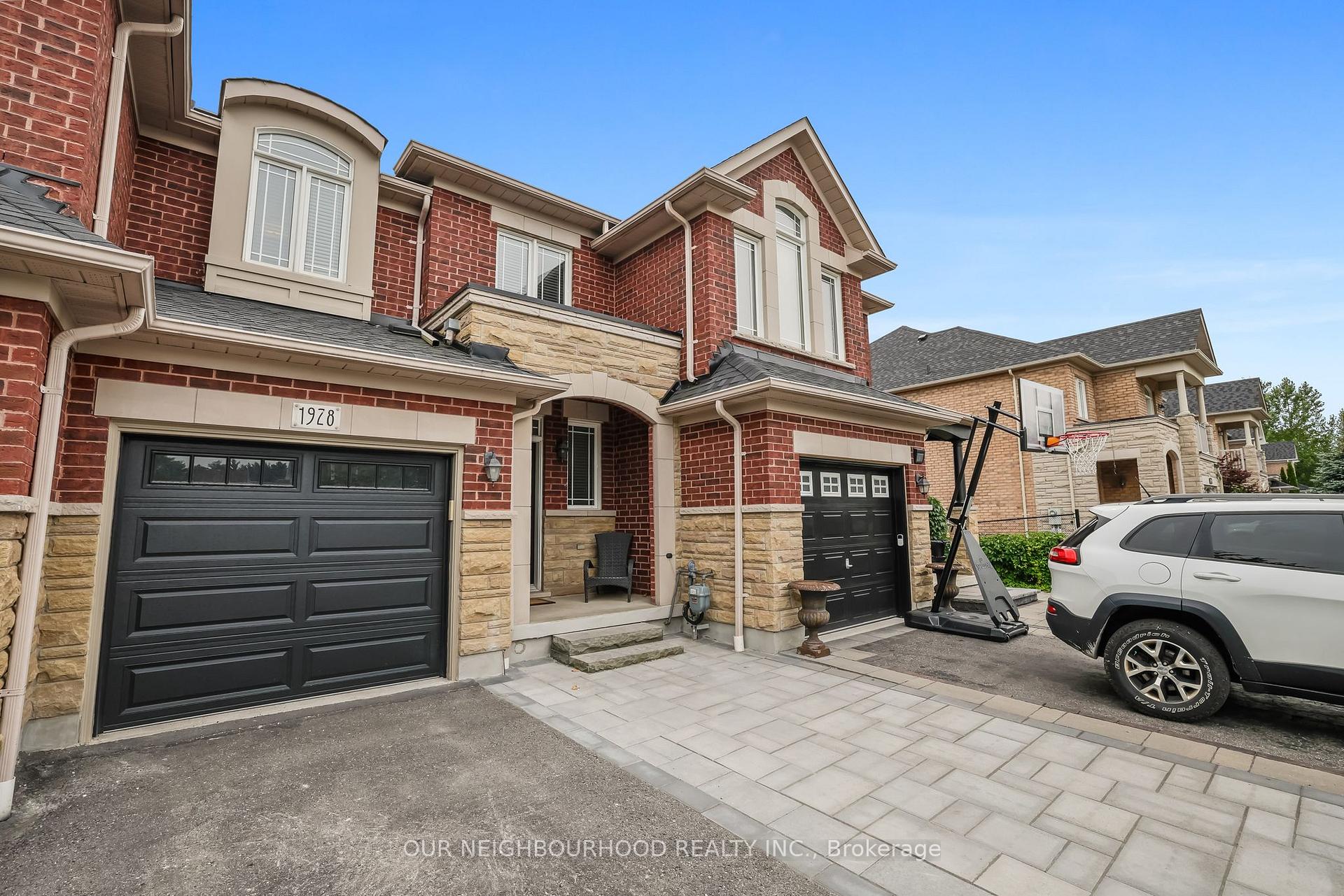 Photo 1 of 1928 Calvington Drive, Pickering, Highbush — HOMEH