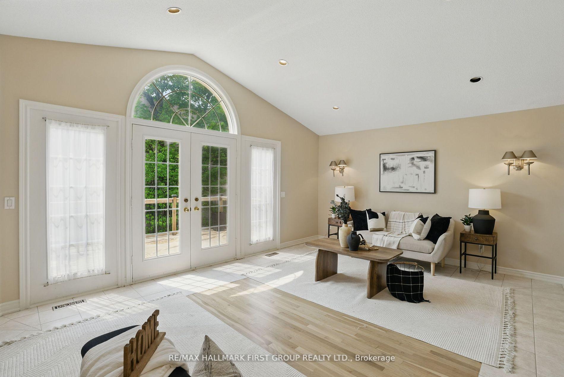 Photo 10 of 1498 Old Forest Road, Pickering, Woodlands — HOMEH