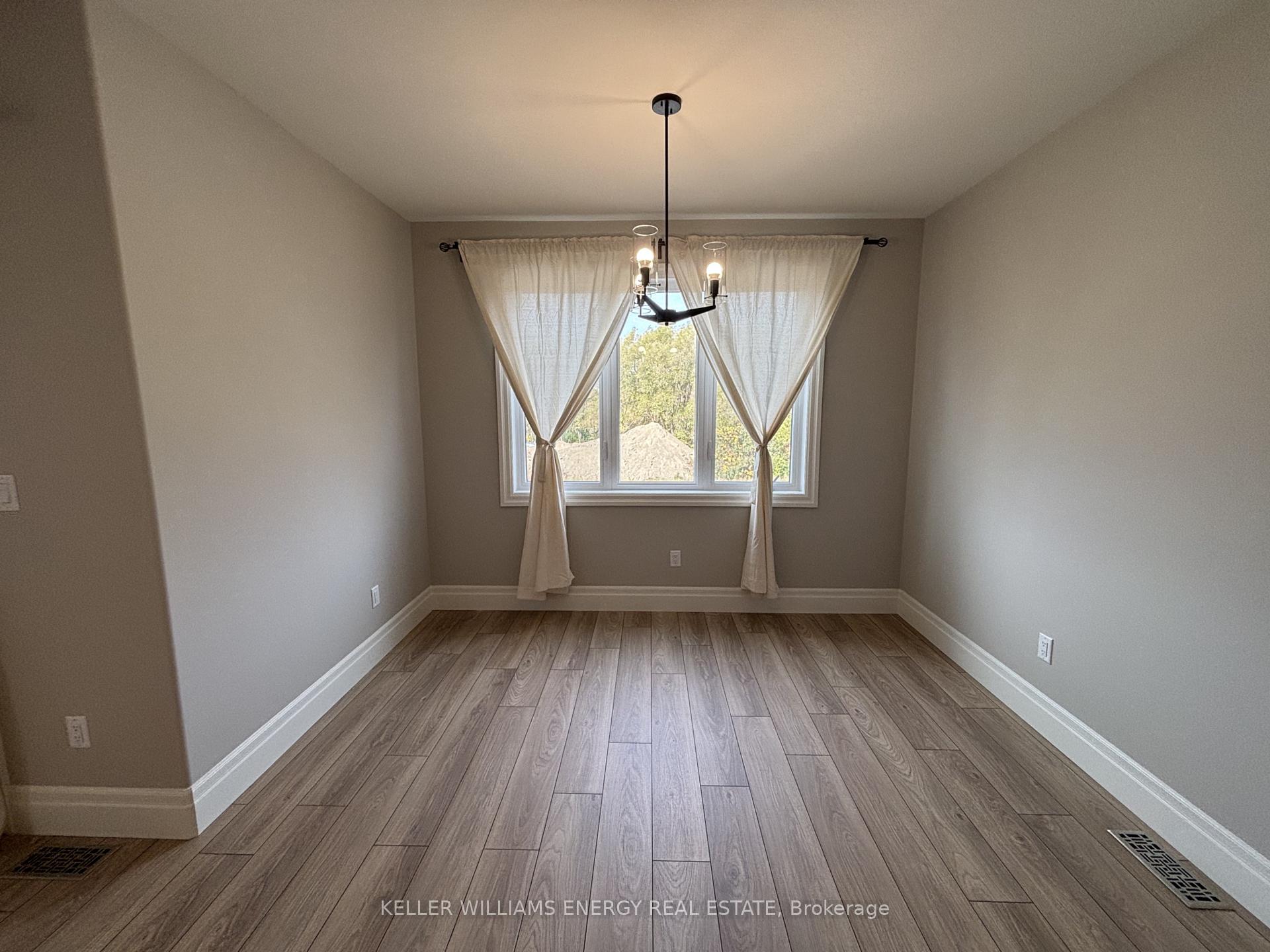 Photo 13 of 91 Buchanan Avenue S, Prince Edward County, Picton Ward — HOMEH