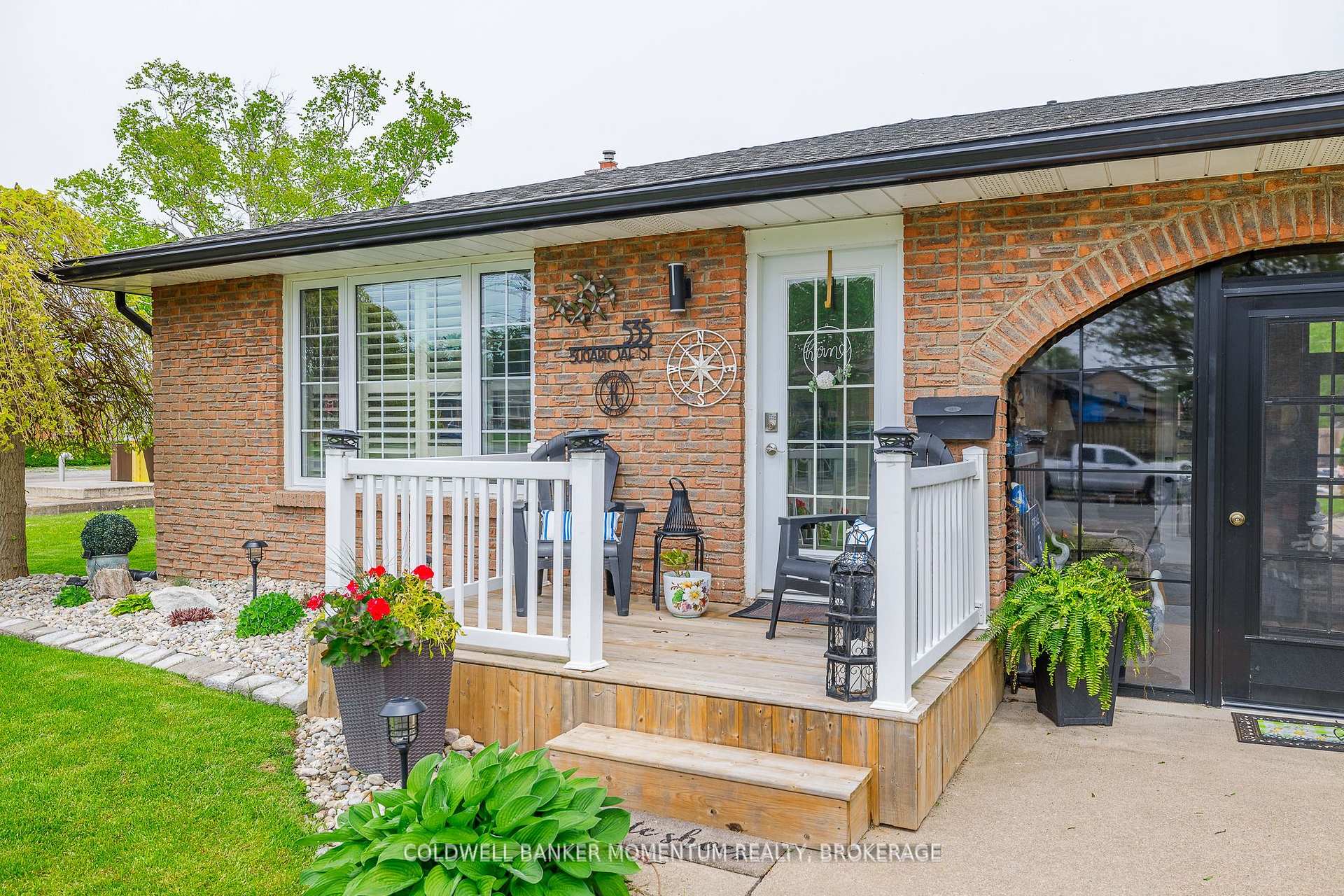 Photo 5 of 535 Sugarloaf Street, Port Colborne, Sugarloaf — HOMEH