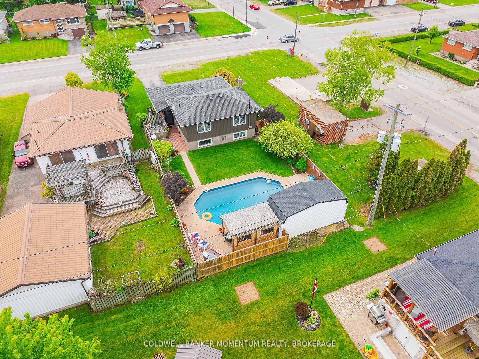 Photo 41 of 535 Sugarloaf Street, Port Colborne, Sugarloaf — HOMEH