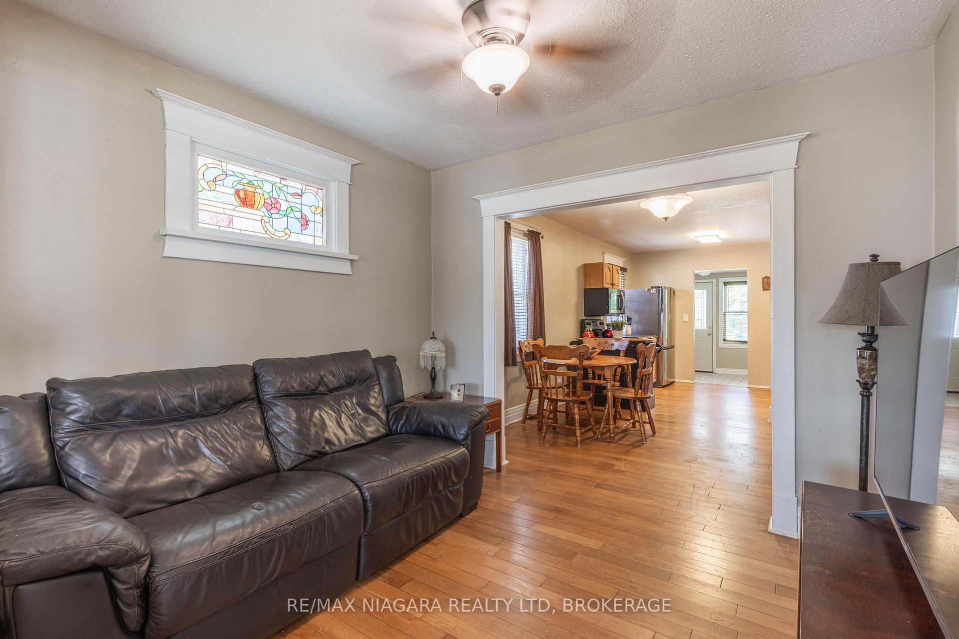 Photo 7 of 6405 Culp Street, Niagara Falls, Dorchester — HOMEH