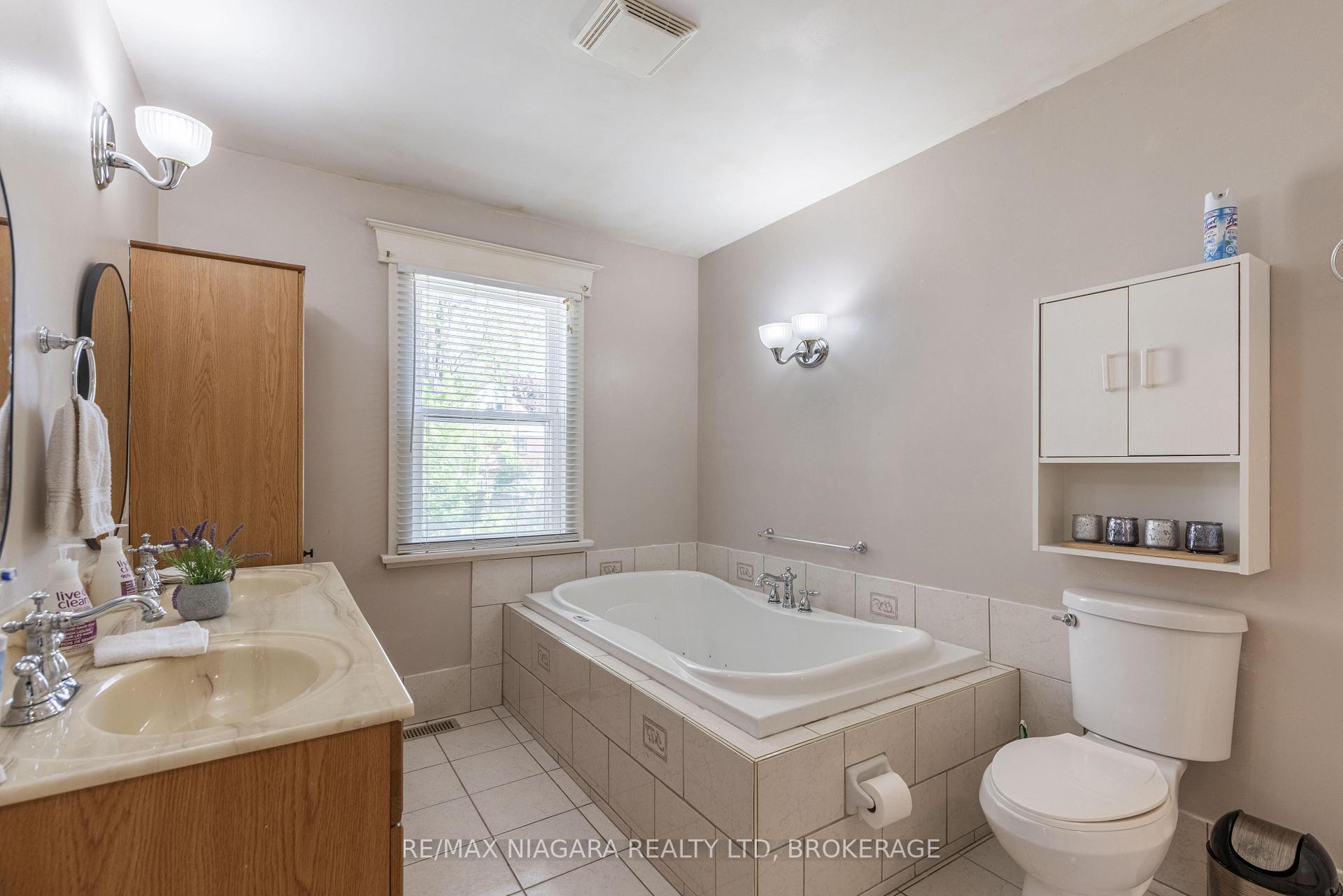 Photo 15 of 6405 Culp Street, Niagara Falls, Dorchester — HOMEH