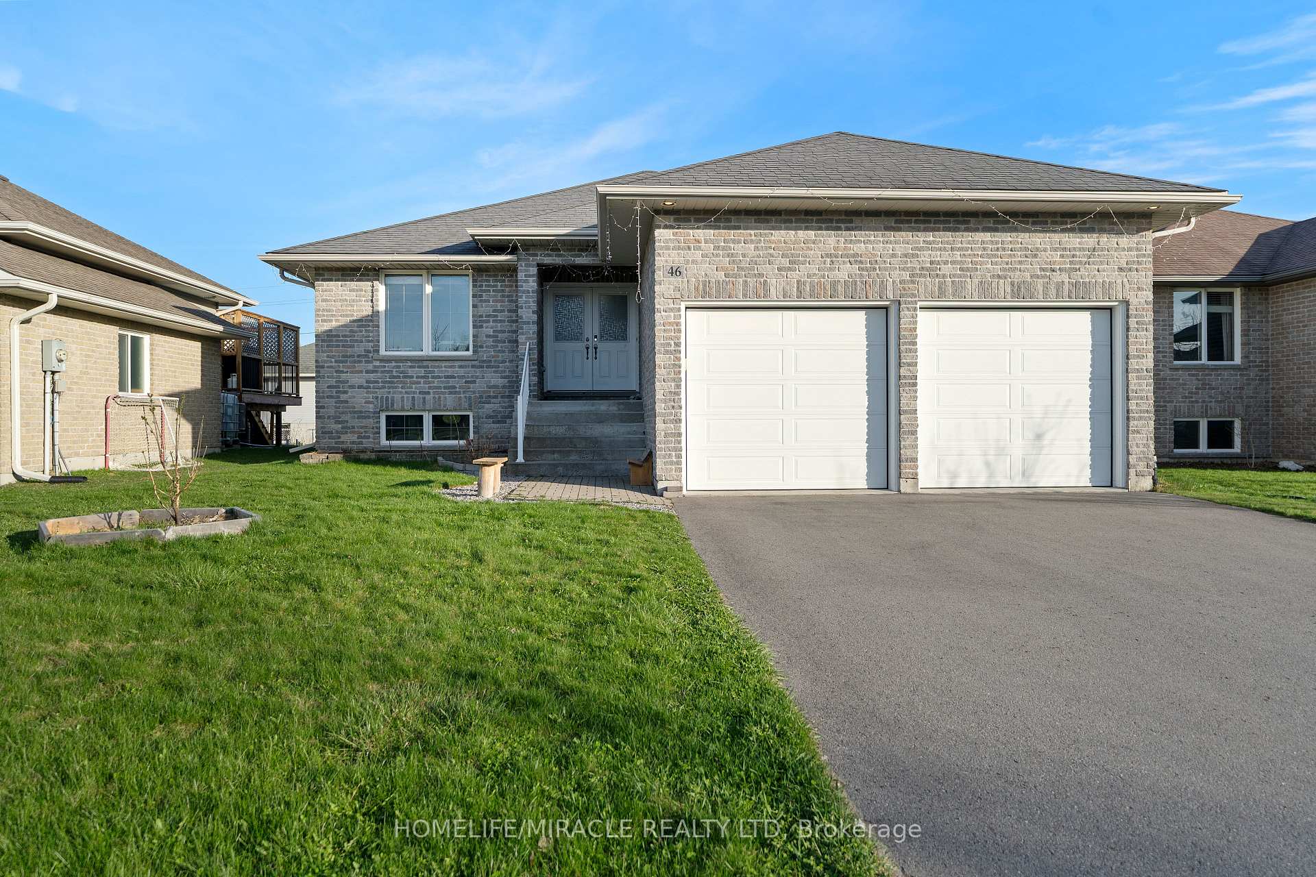 Front of 46 Freedom Crescent