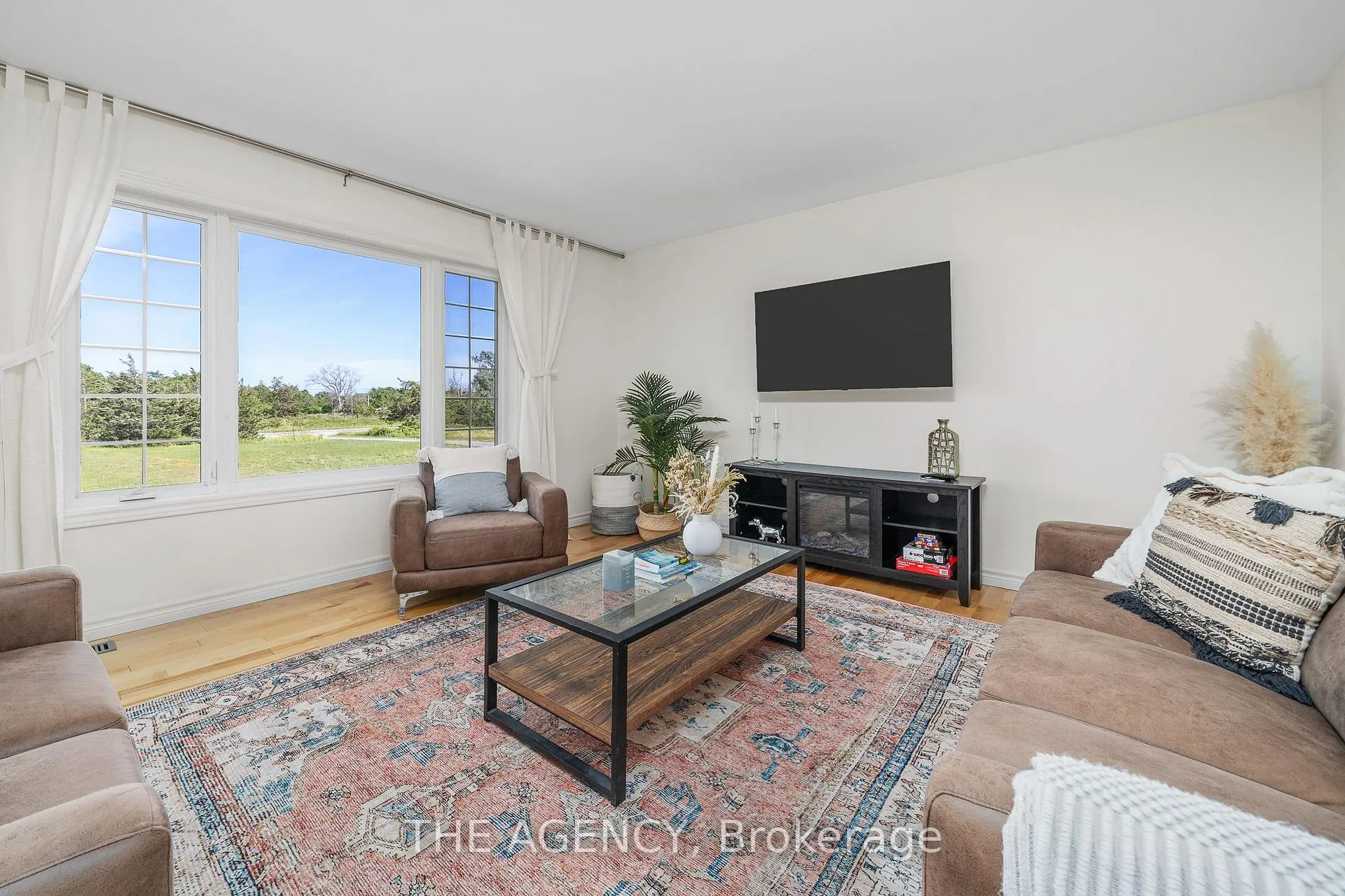 Photo 10 of 2891 Highway 49, Prince Edward County, Sophiasburg Ward — HOMEH