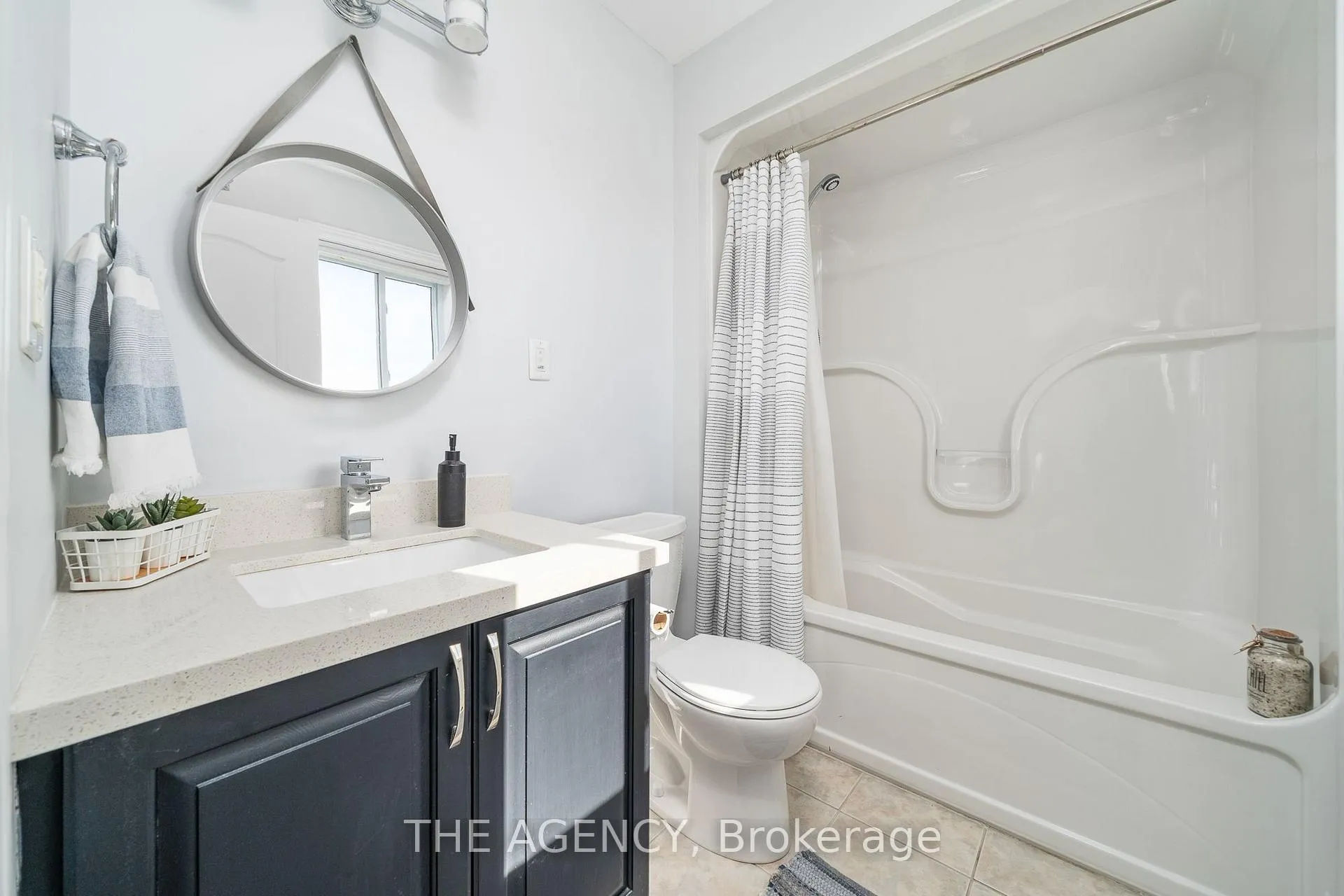 Photo 16 of 2891 Highway 49, Prince Edward County, Sophiasburg Ward — HOMEH