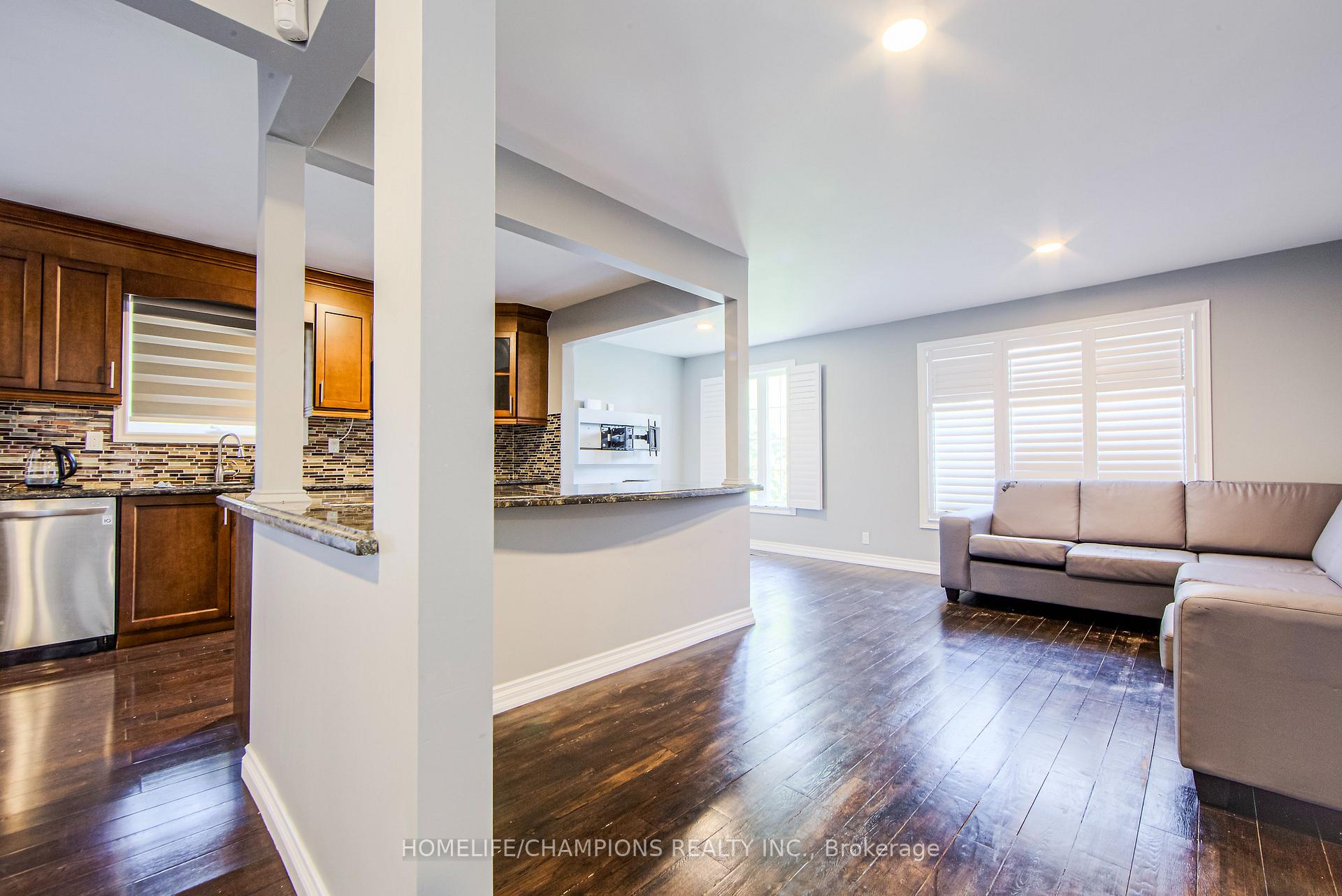 Photo 6 of 1366 Poprad Avenue, Pickering, Bay Ridges — HOMEH