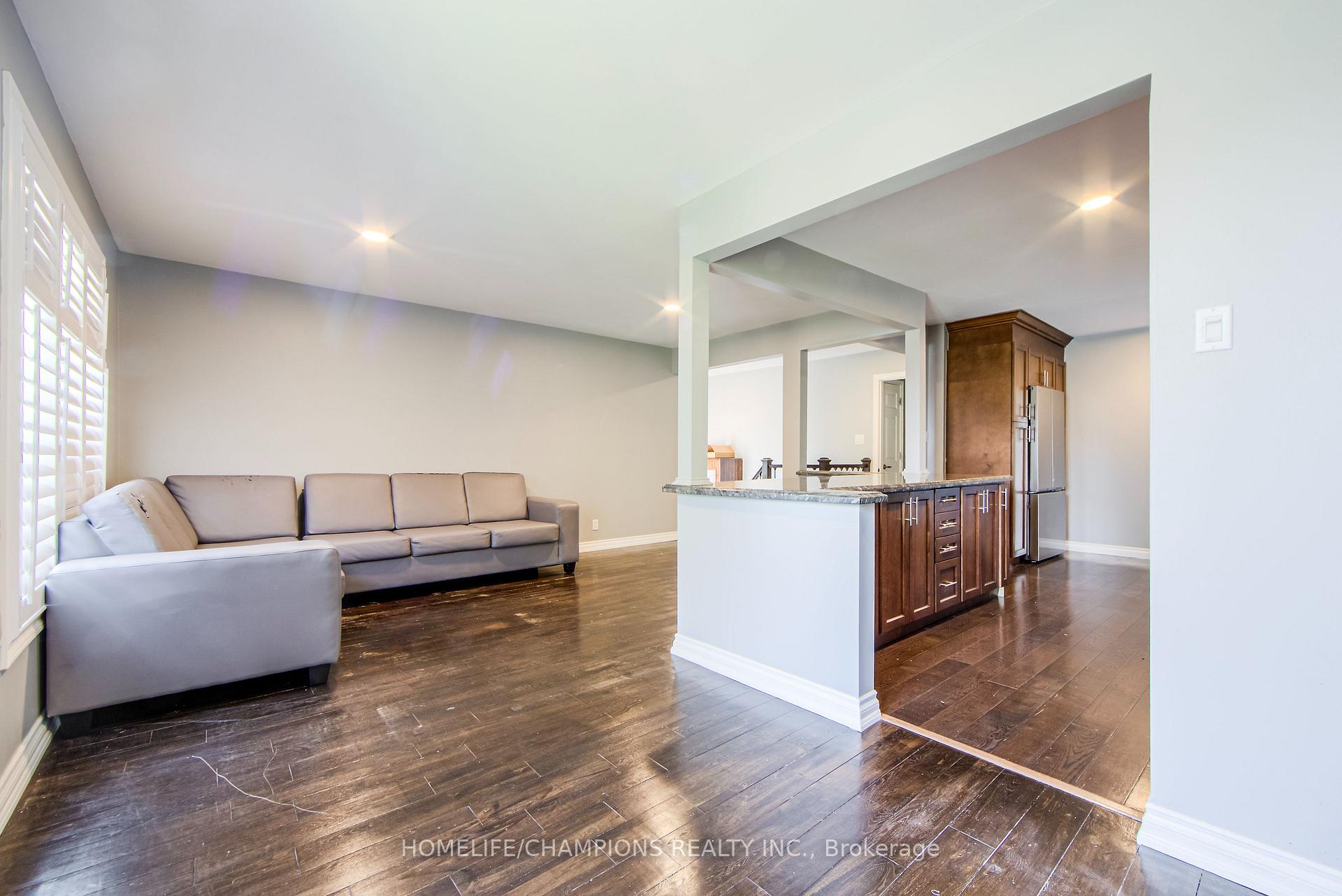 Photo 14 of 1366 Poprad Avenue, Pickering, Bay Ridges — HOMEH