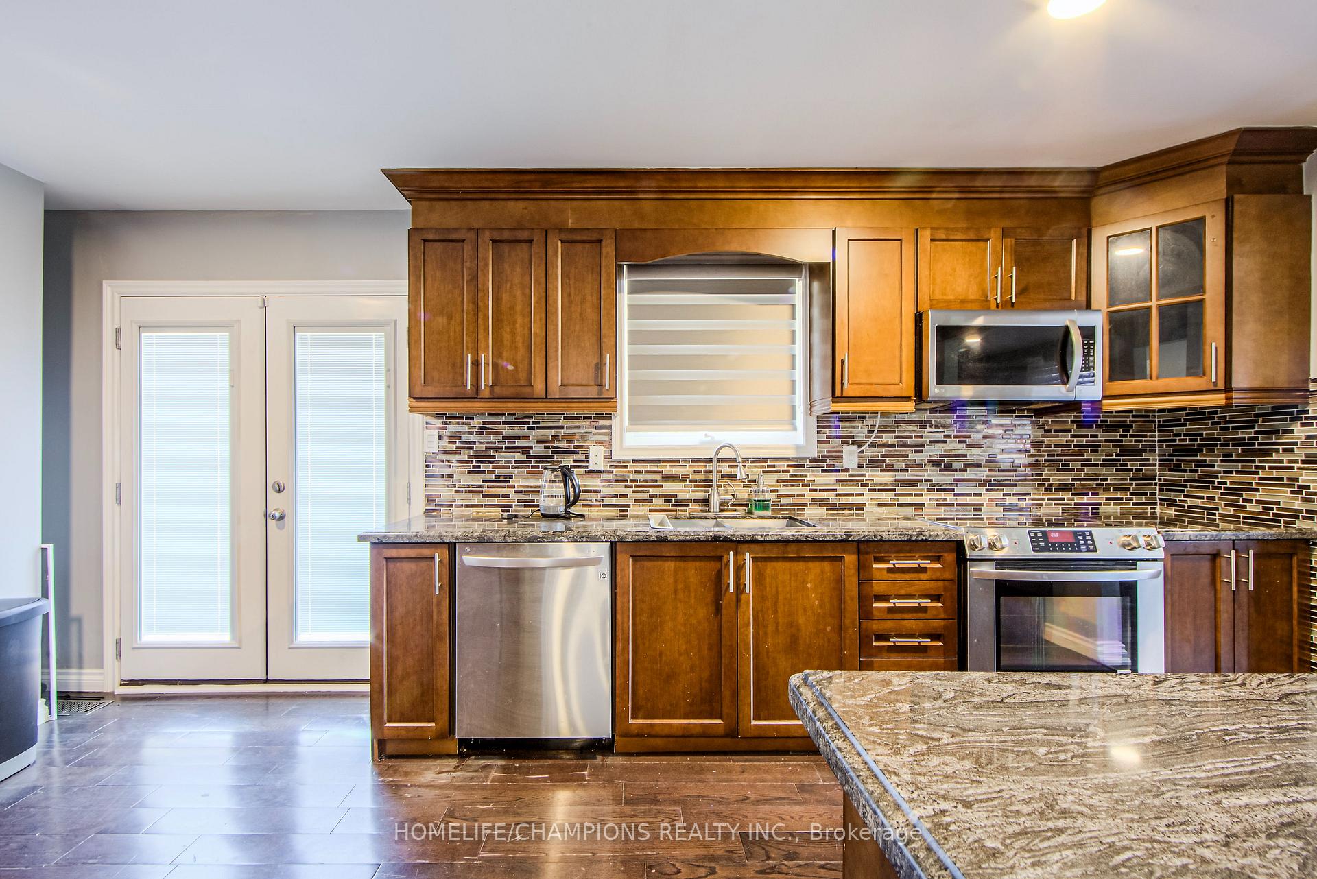 Photo 18 of 1366 Poprad Avenue, Pickering, Bay Ridges — HOMEH