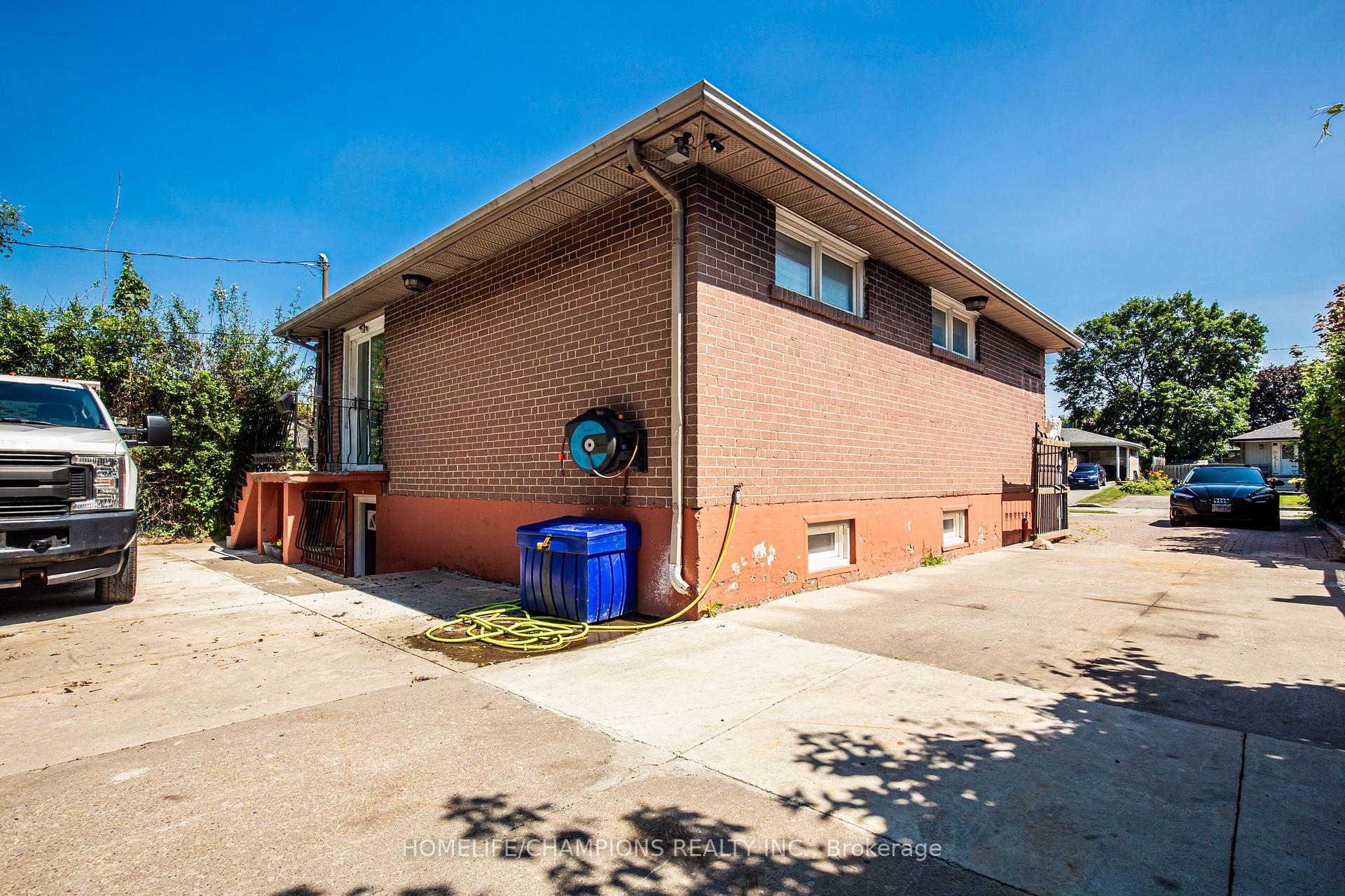 Photo 35 of 1366 Poprad Avenue, Pickering, Bay Ridges — HOMEH