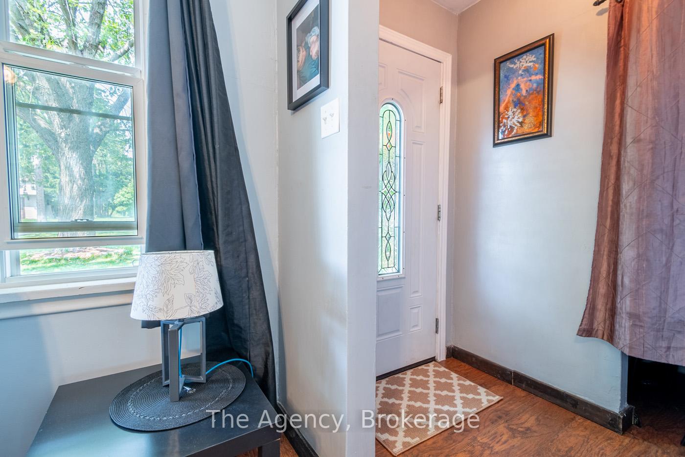 Photo 4 of 1025 Steele Street, Port Colborne, Main Street — HOMEH