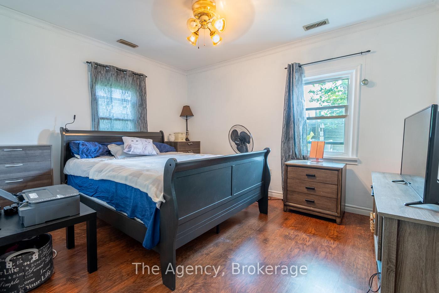Photo 14 of 1025 Steele Street, Port Colborne, Main Street — HOMEH