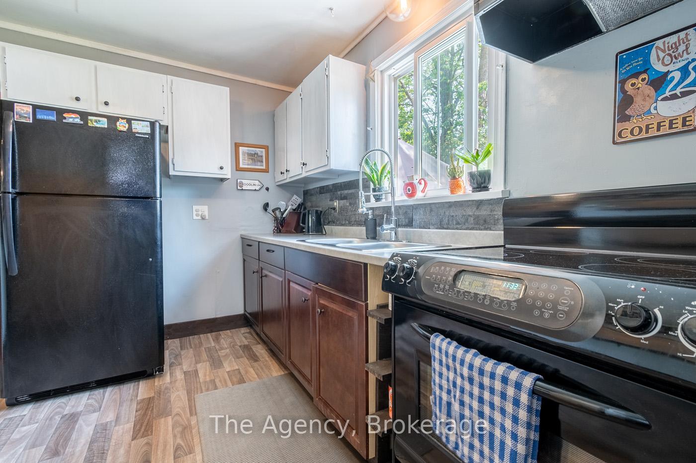 Photo 18 of 1025 Steele Street, Port Colborne, Main Street — HOMEH