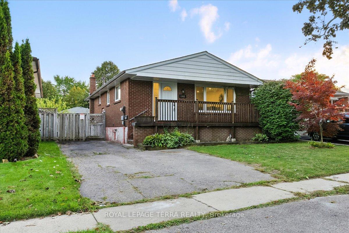 Front of 1382 Fundy Street