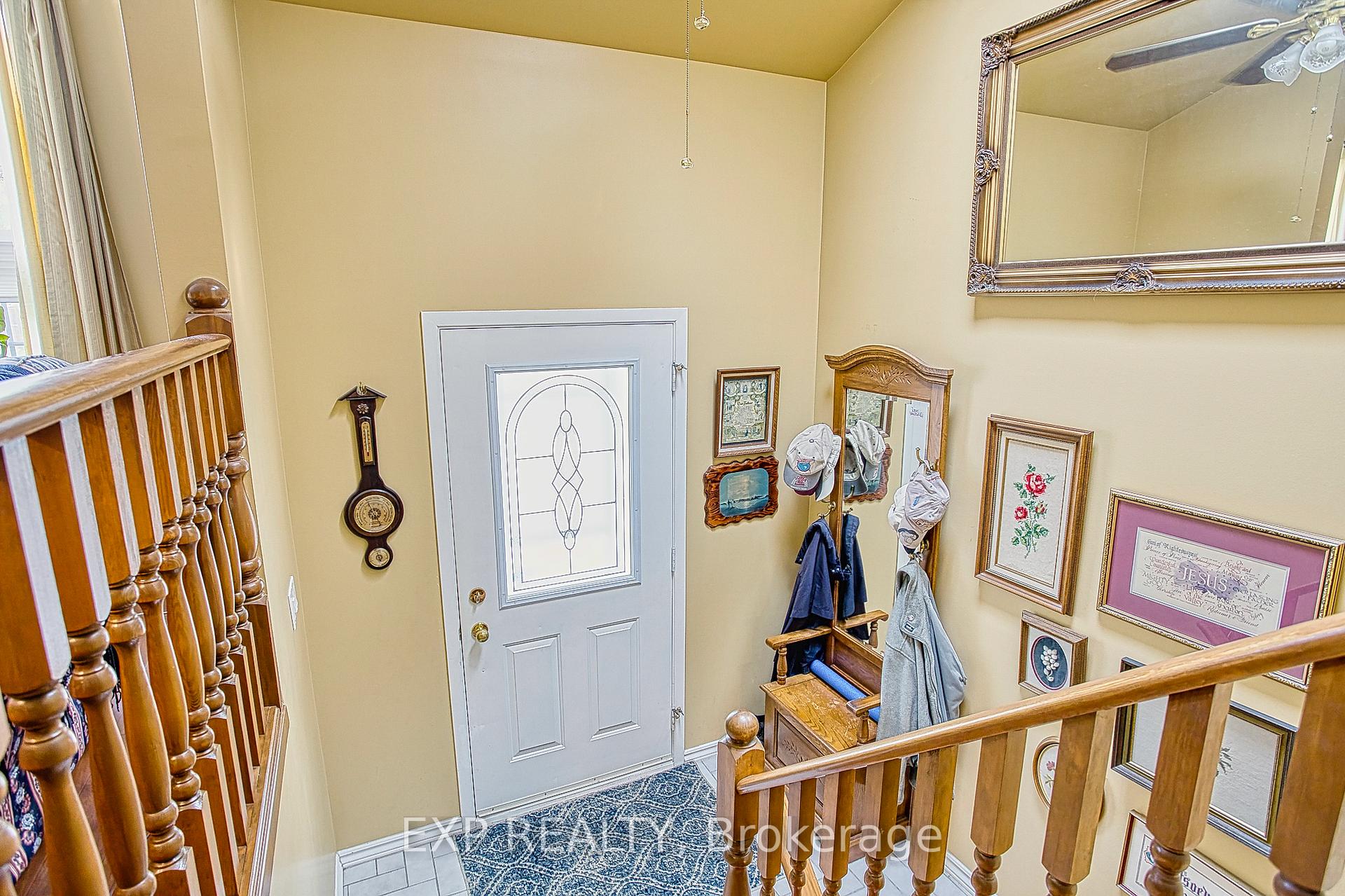 Photo 5 of 6034 Wildrose Crescent, Niagara Falls, Oldfield — HOMEH