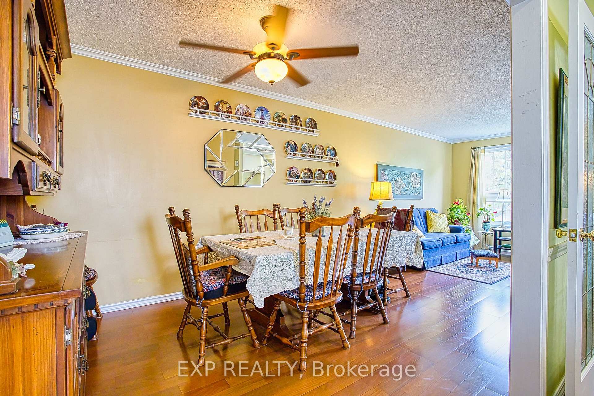 Photo 10 of 6034 Wildrose Crescent, Niagara Falls, Oldfield — HOMEH