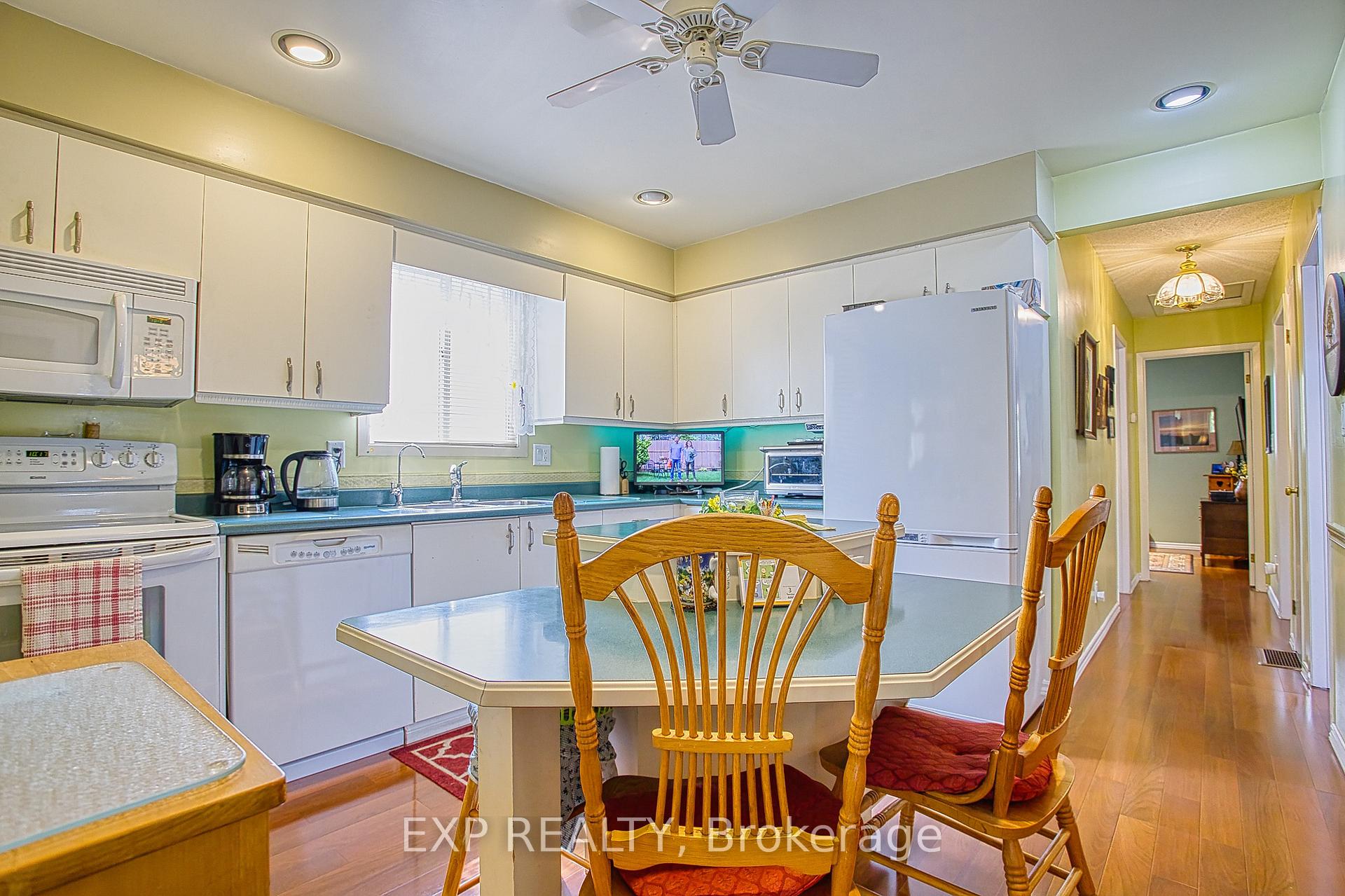 Photo 13 of 6034 Wildrose Crescent, Niagara Falls, Oldfield — HOMEH