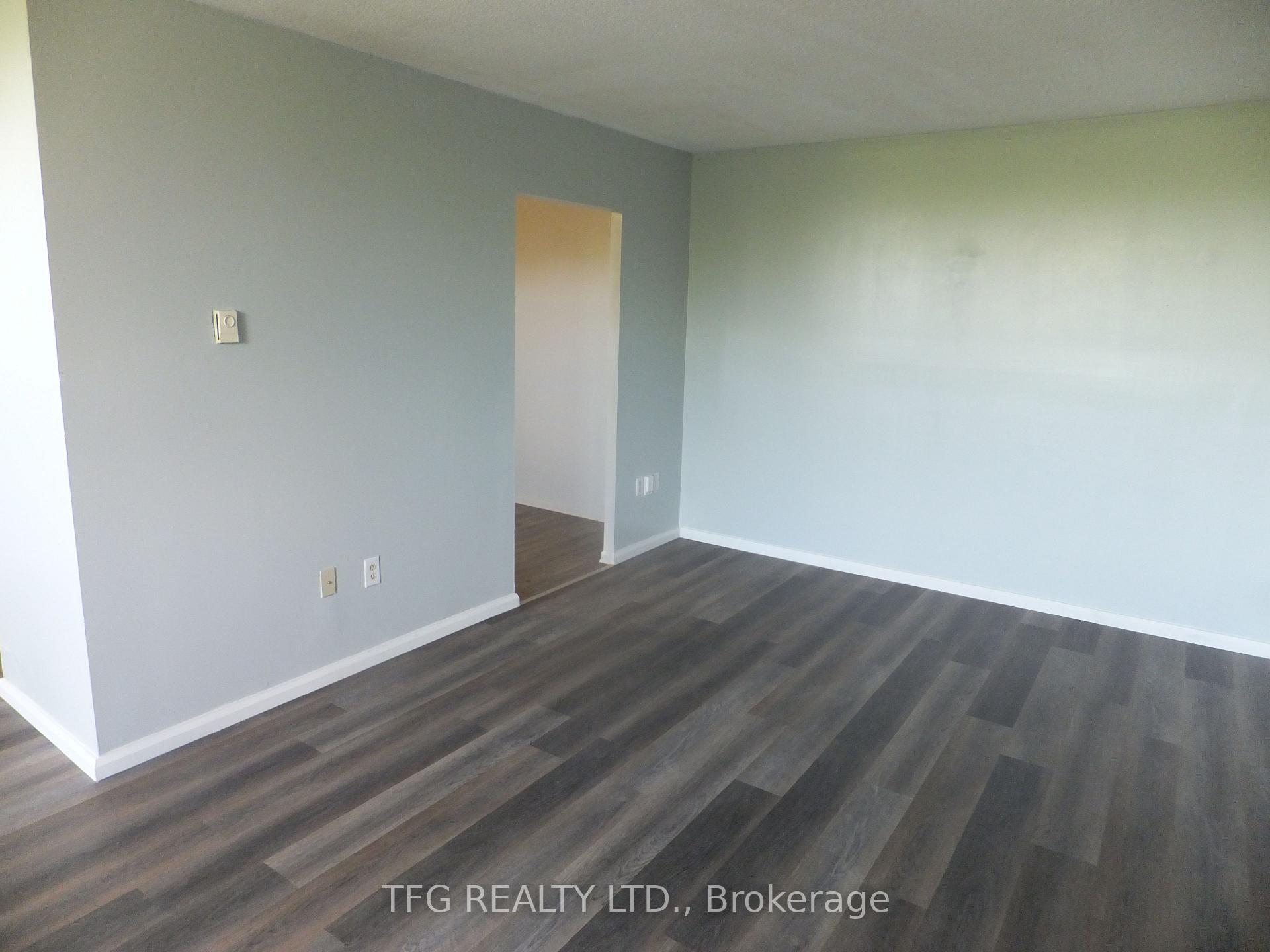 Photo 2 of Unit 401, 1371 Simcoe Street N, Oshawa, Samac — HOMEH