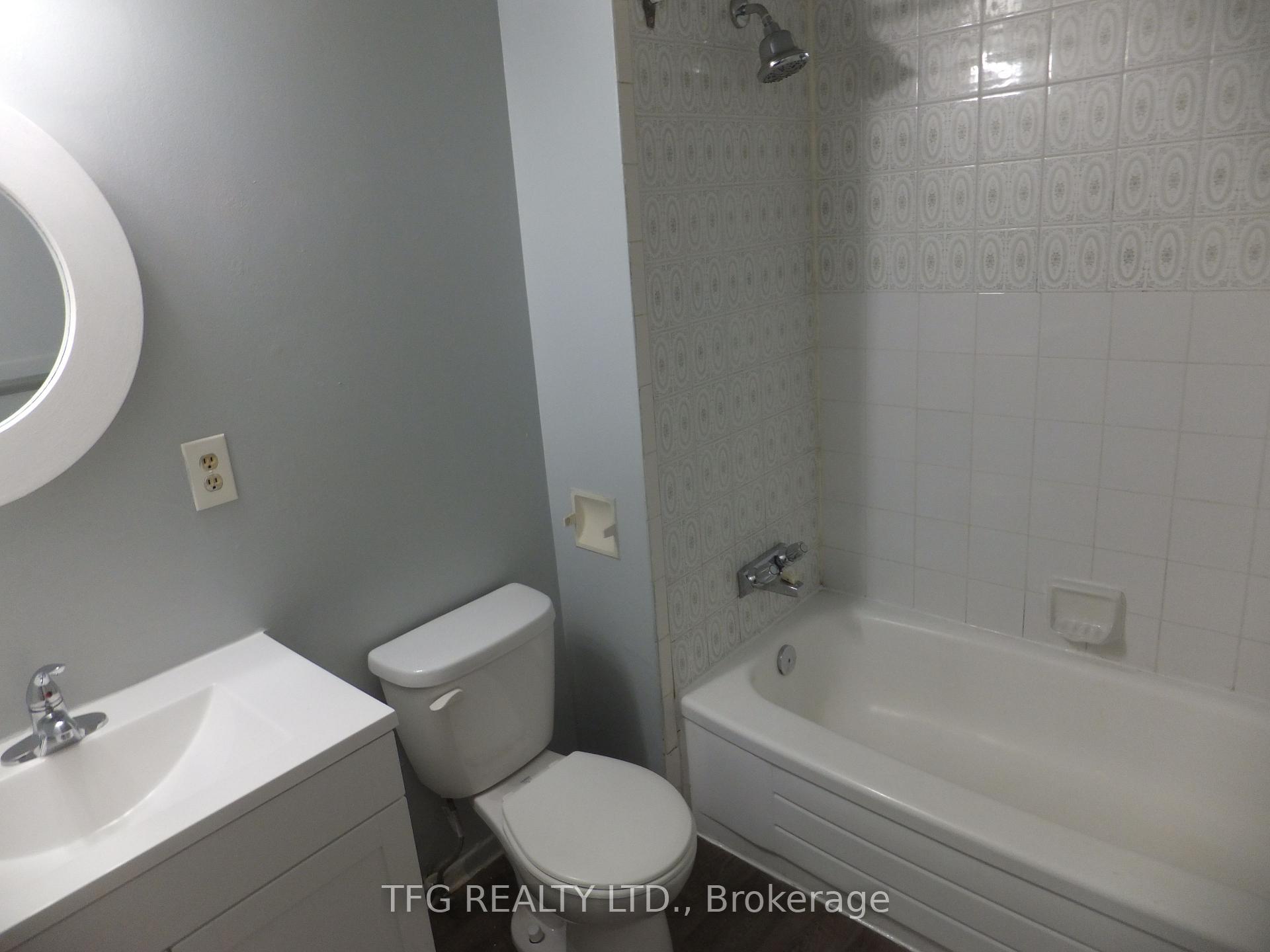 Photo 12 of Unit 401, 1371 Simcoe Street N, Oshawa, Samac — HOMEH