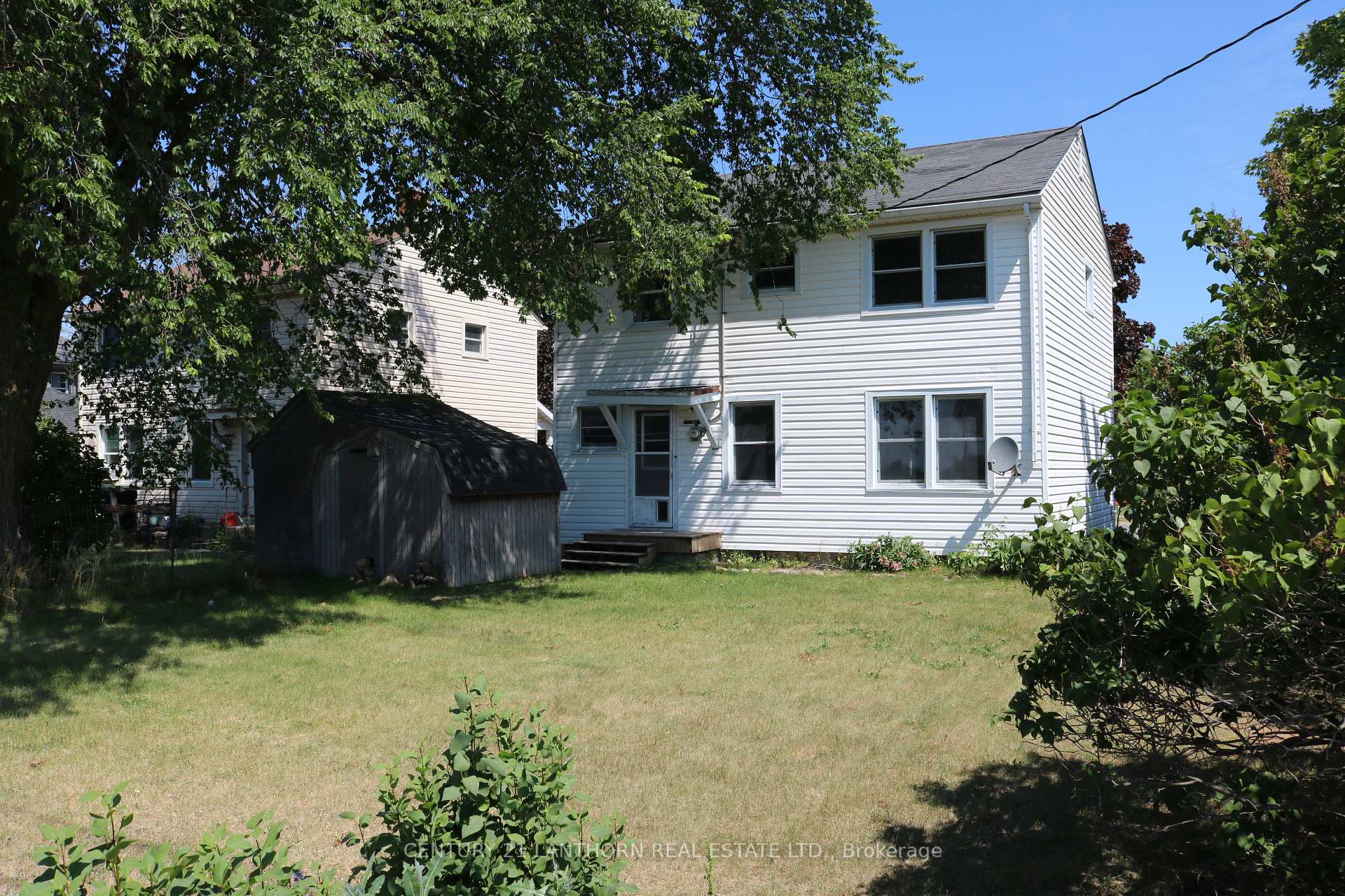 Photo 4 of 13 London Avenue, Prince Edward County, Picton — HOMEH