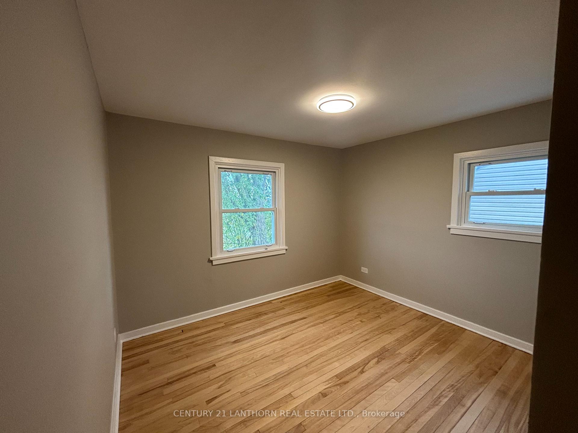 Photo 10 of 13 London Avenue, Prince Edward County, Picton — HOMEH