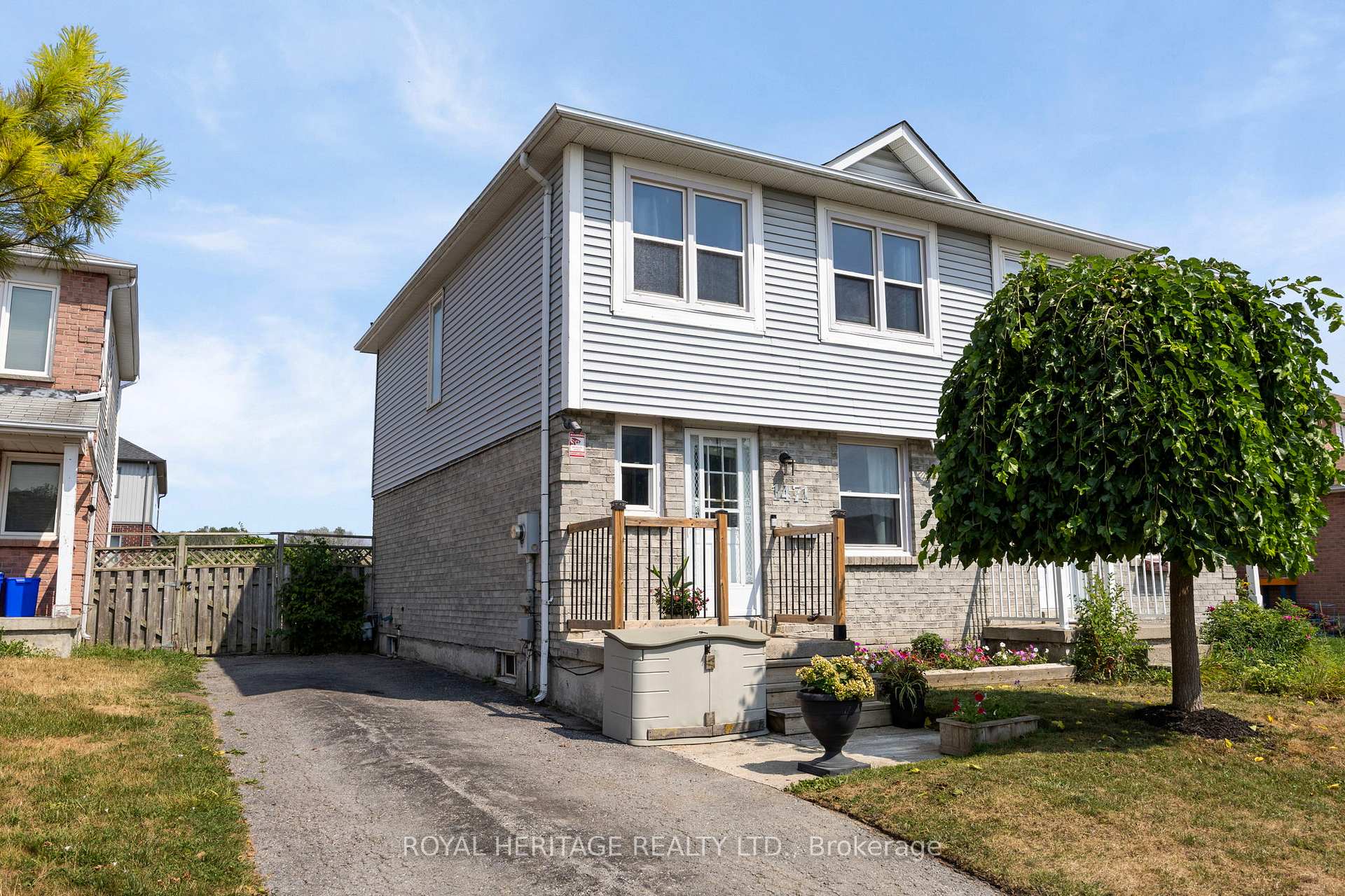 Photo 2 of 1471 Connery Crescent, Oshawa, Lakeview — HOMEH