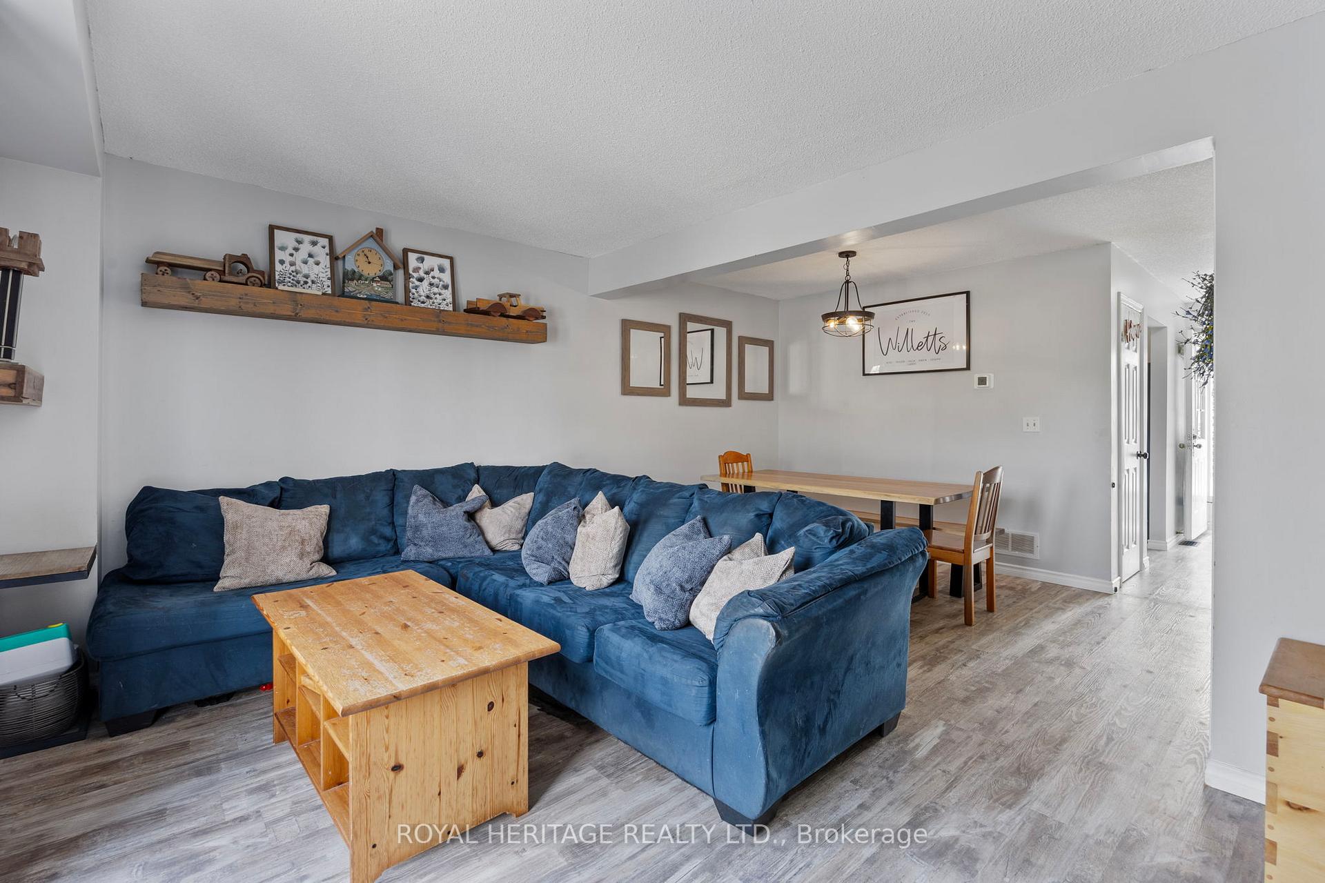 Photo 14 of 1471 Connery Crescent, Oshawa, Lakeview — HOMEH