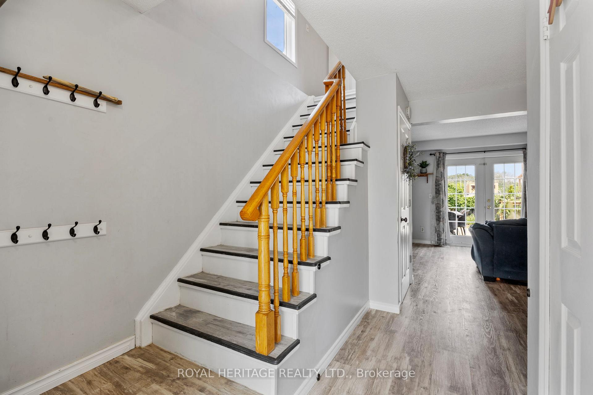 Photo 22 of 1471 Connery Crescent, Oshawa, Lakeview — HOMEH