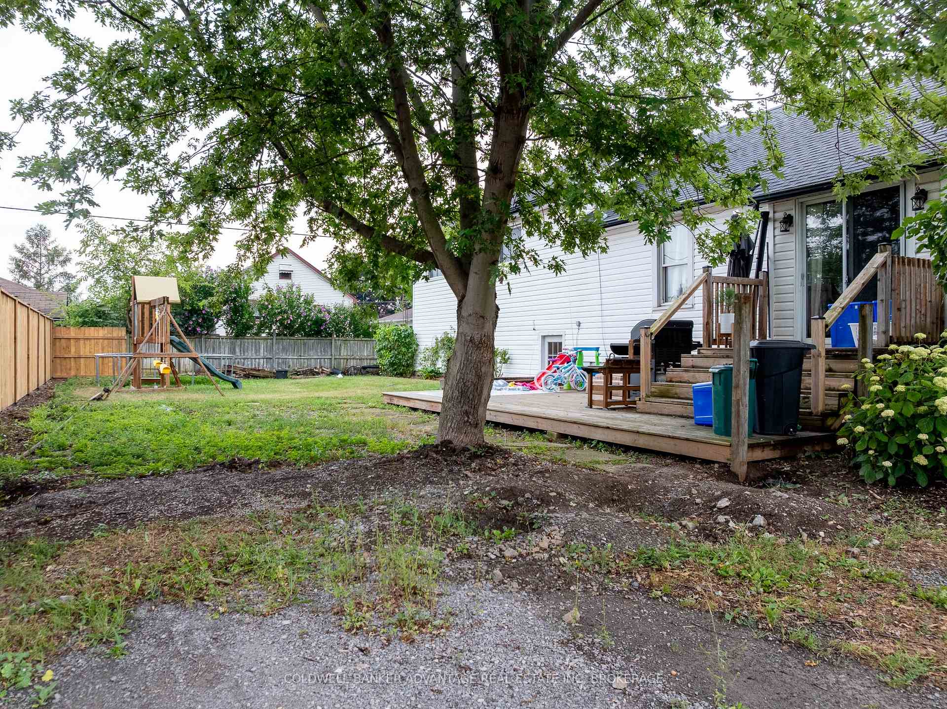 Photo 7 of 558 Steele Street, Port Colborne, Main Street — HOMEH