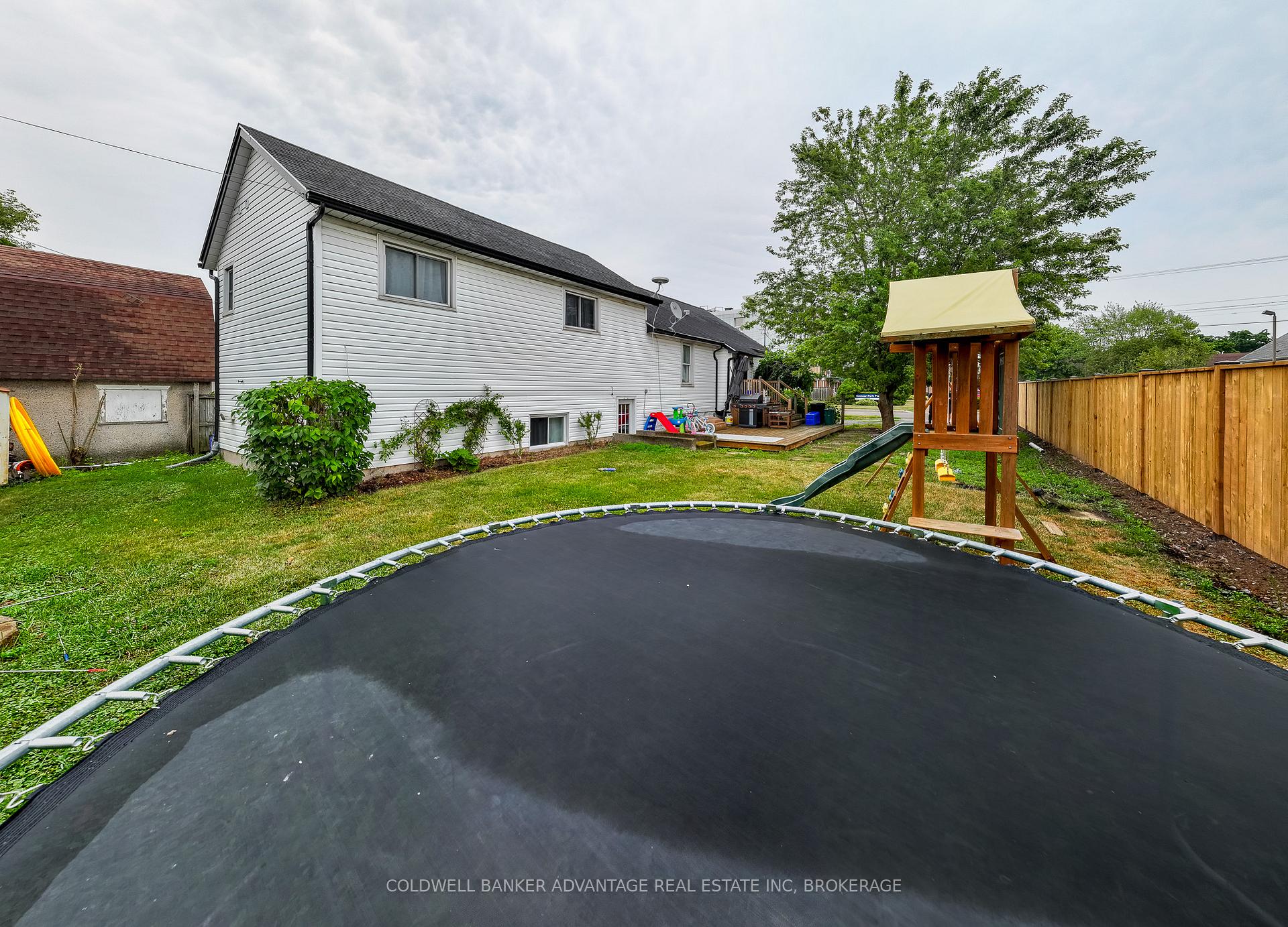 Photo 8 of 558 Steele Street, Port Colborne, Main Street — HOMEH