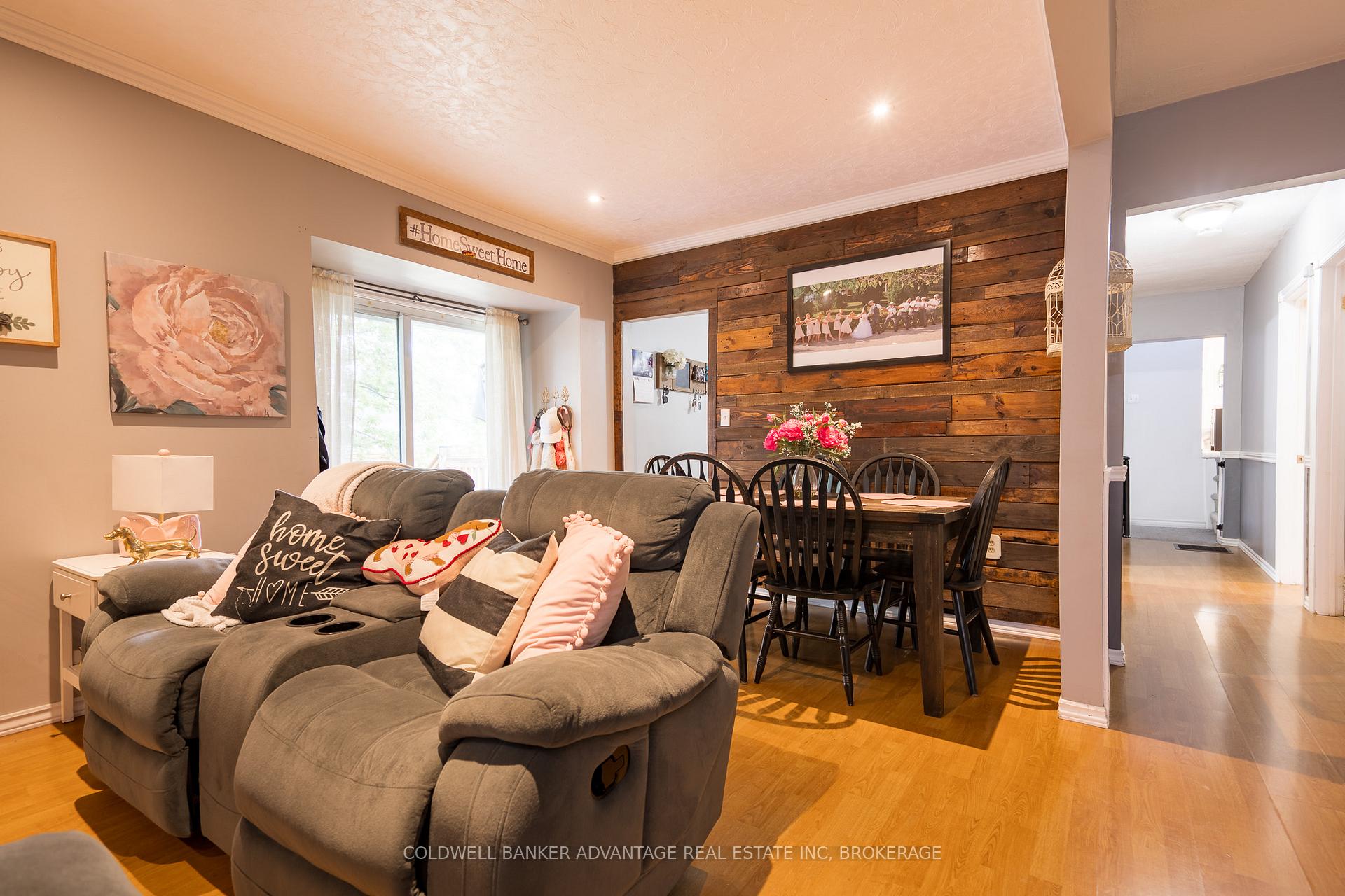 Photo 12 of 558 Steele Street, Port Colborne, Main Street — HOMEH