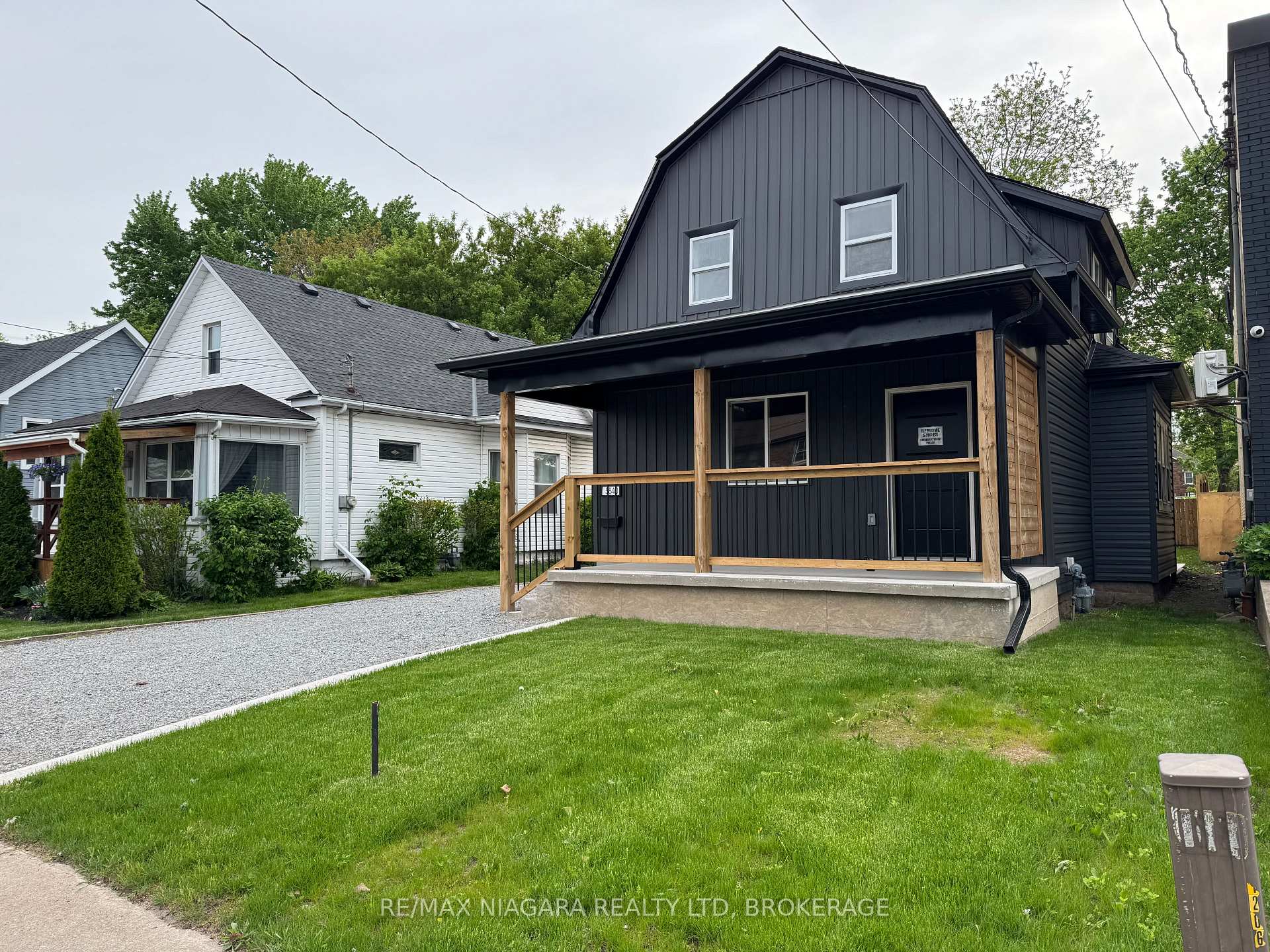 Photo 1 of 5840 Glenholme Avenue, Niagara Falls, Hospital — HOMEH