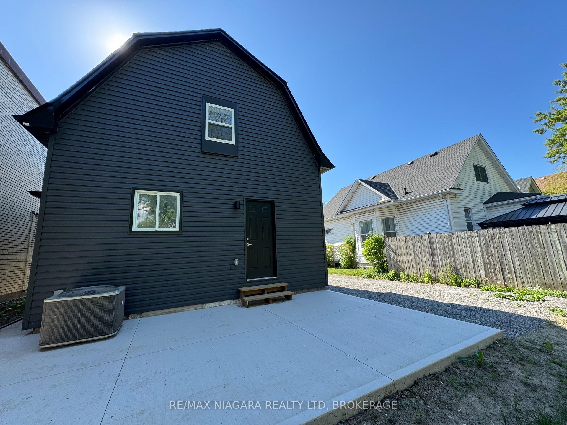 Photo 28 of 5840 Glenholme Avenue, Niagara Falls, Hospital — HOMEH