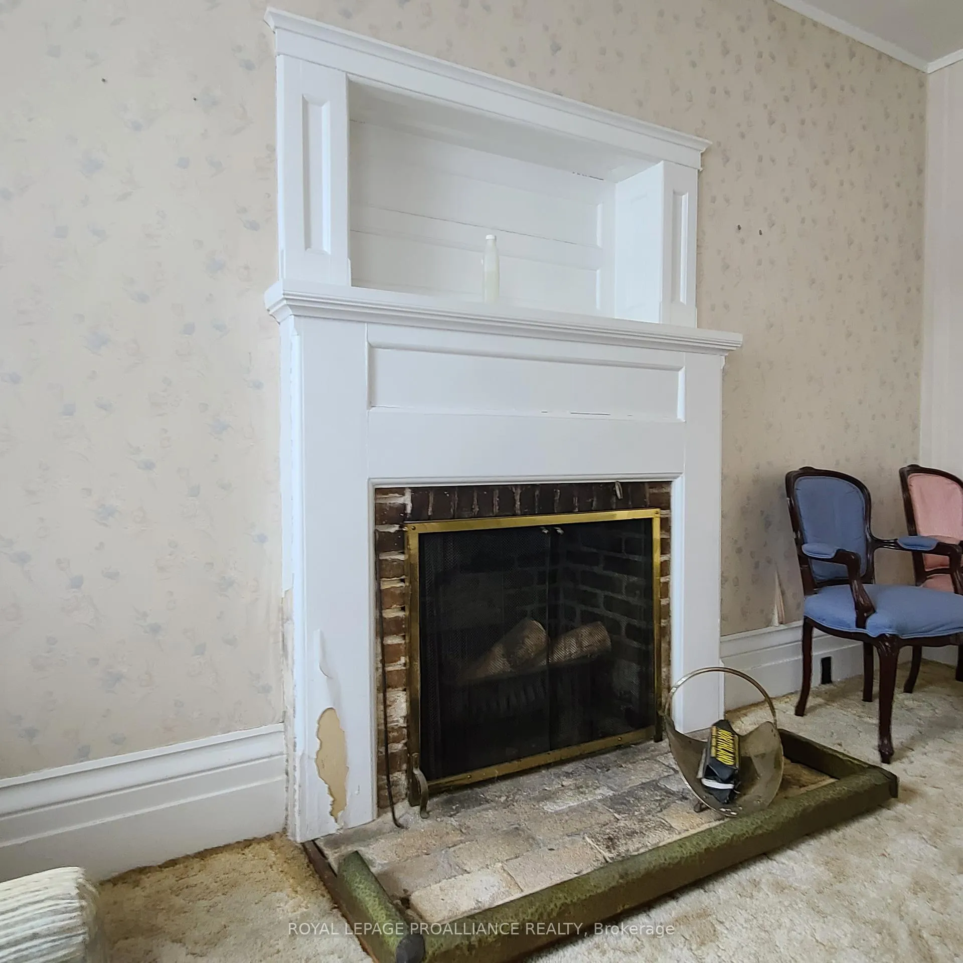 Photo 11 of 634 Henry Street W, Prescott — HOMEH