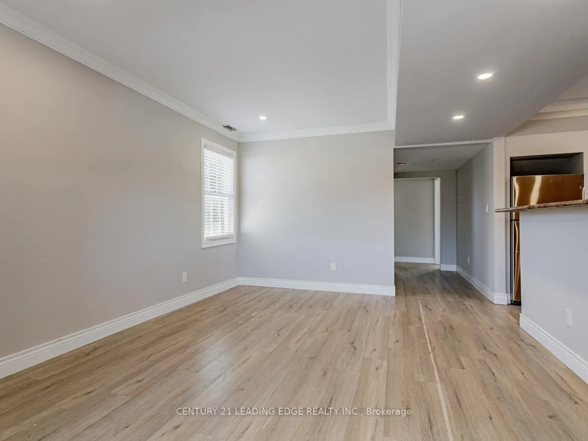 Photo 4 of Unit Main, 1315 Broadview Street, Pickering, Bay Ridges — HOMEH