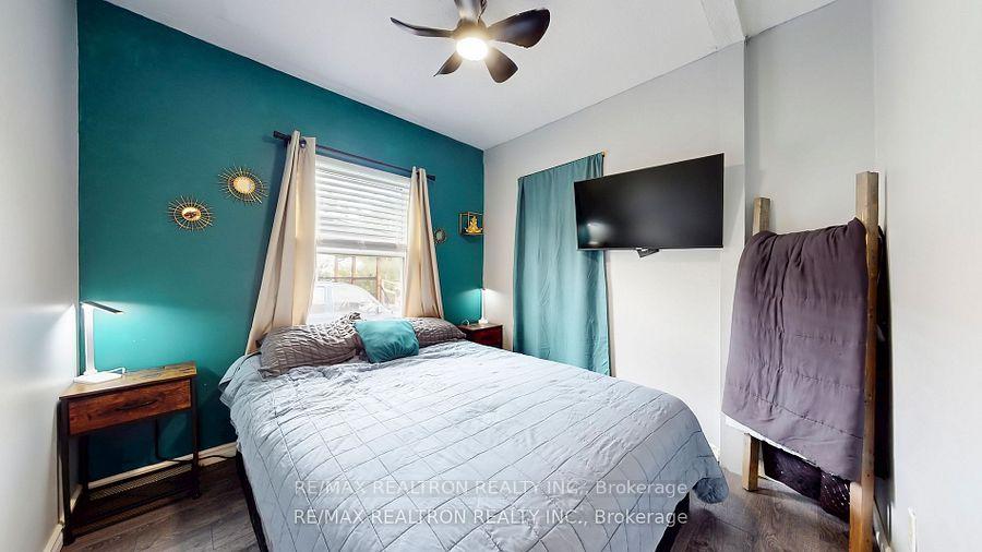Photo 17 of 283 College Avenue, Oshawa, Vanier — HOMEH