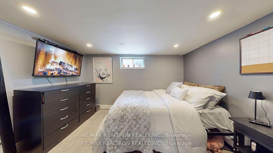 Photo 23 of 283 College Avenue, Oshawa, Vanier — HOMEH