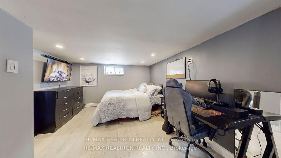 Photo 25 of 283 College Avenue, Oshawa, Vanier — HOMEH
