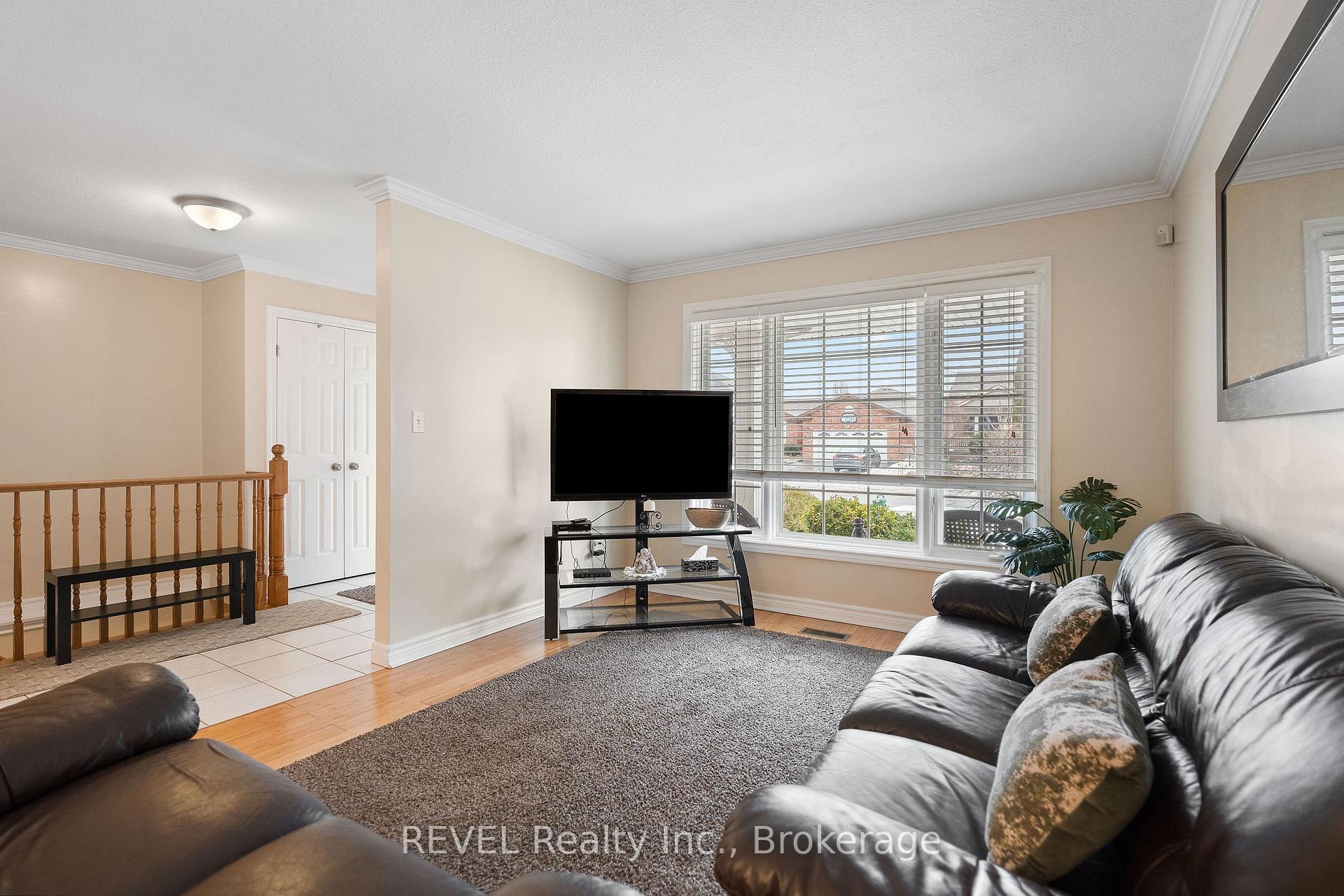 Photo 14 of 4475 Paddock Trail Drive, Niagara Falls, Ascot — HOMEH