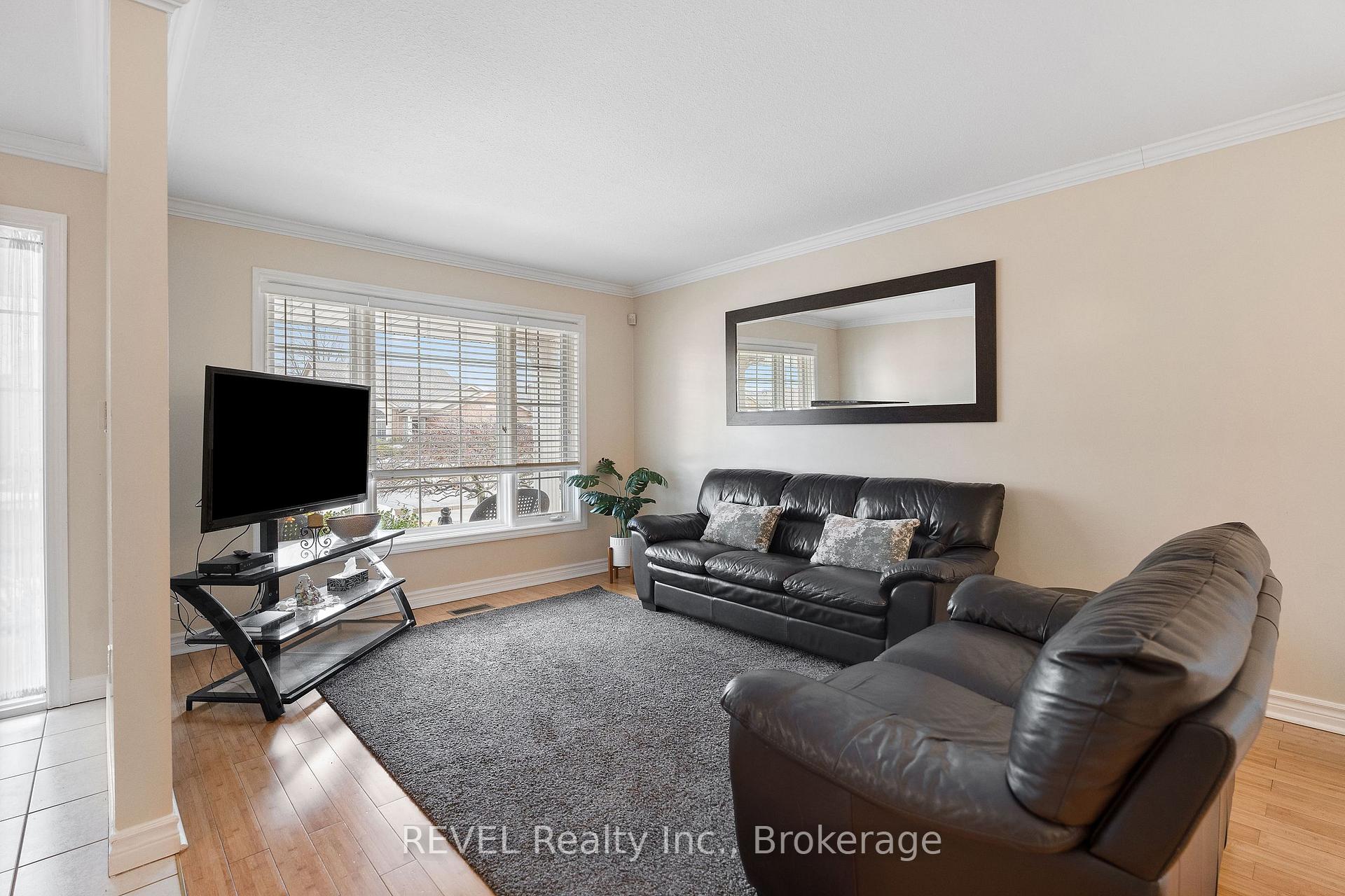 Photo 16 of 4475 Paddock Trail Drive, Niagara Falls, Ascot — HOMEH