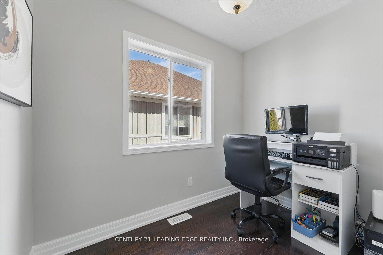 Photo 26 of 1319 Gyatt Crescent, Oshawa, Pinecrest — HOMEH