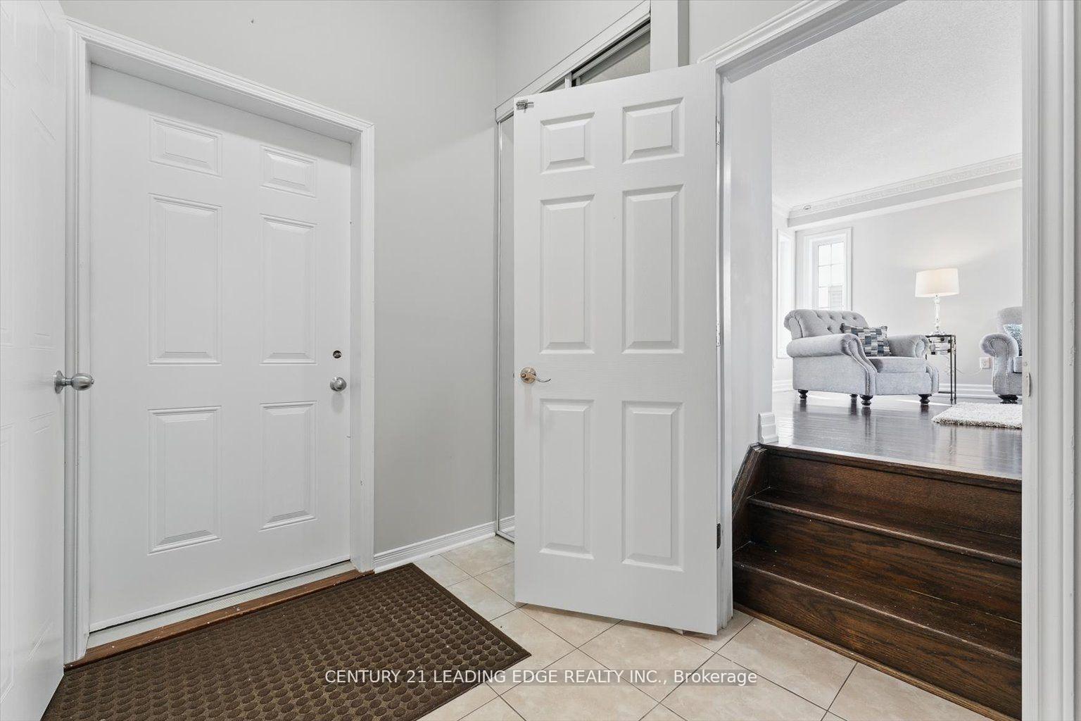 Photo 37 of 1319 Gyatt Crescent, Oshawa, Pinecrest — HOMEH