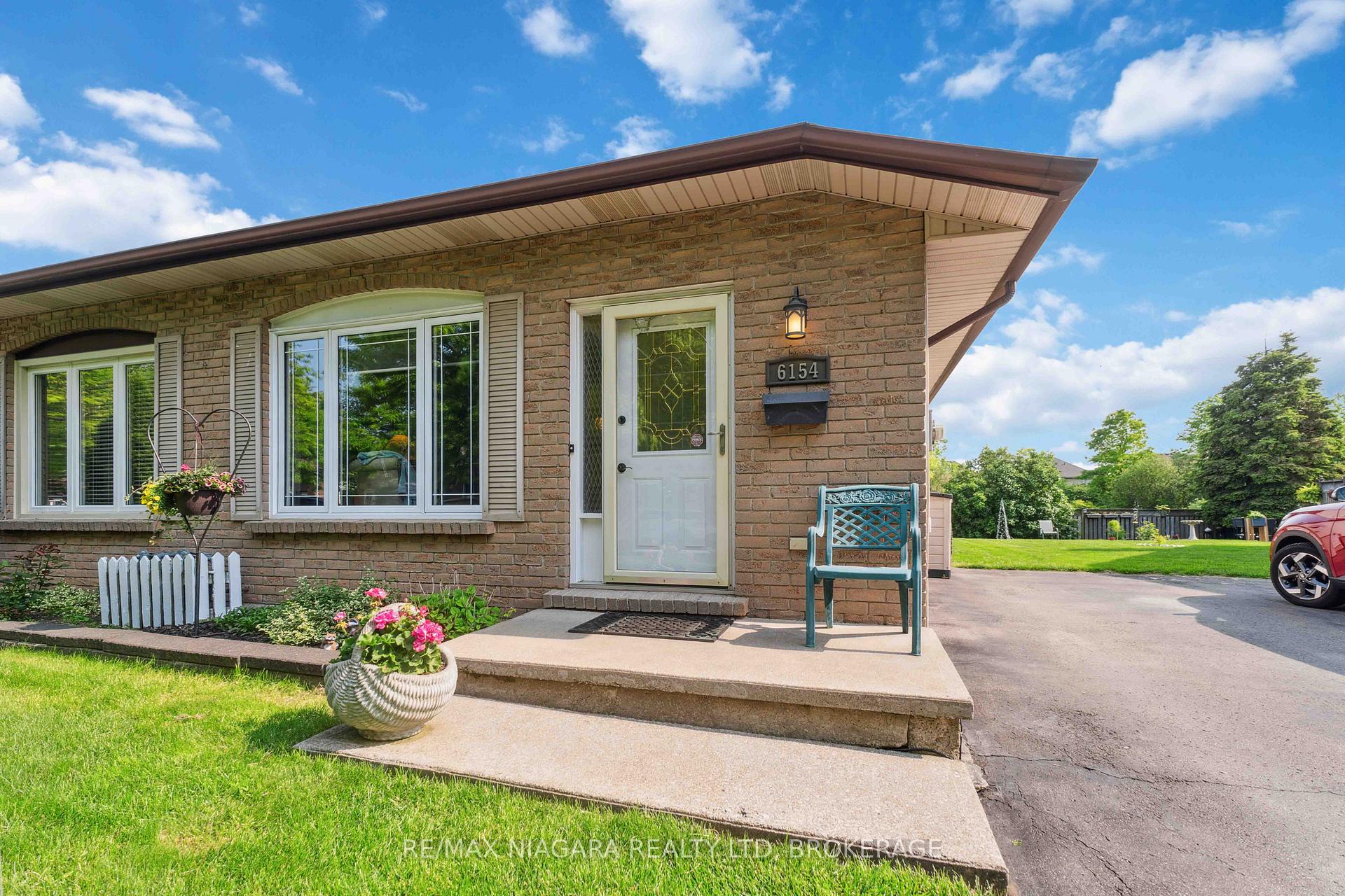 Photo 1 of 6154 Wildrose Crescent, Niagara Falls, Oldfield — HOMEH