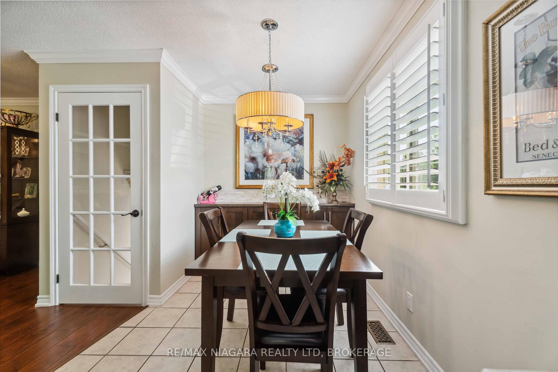 Photo 7 of 6154 Wildrose Crescent, Niagara Falls, Oldfield — HOMEH