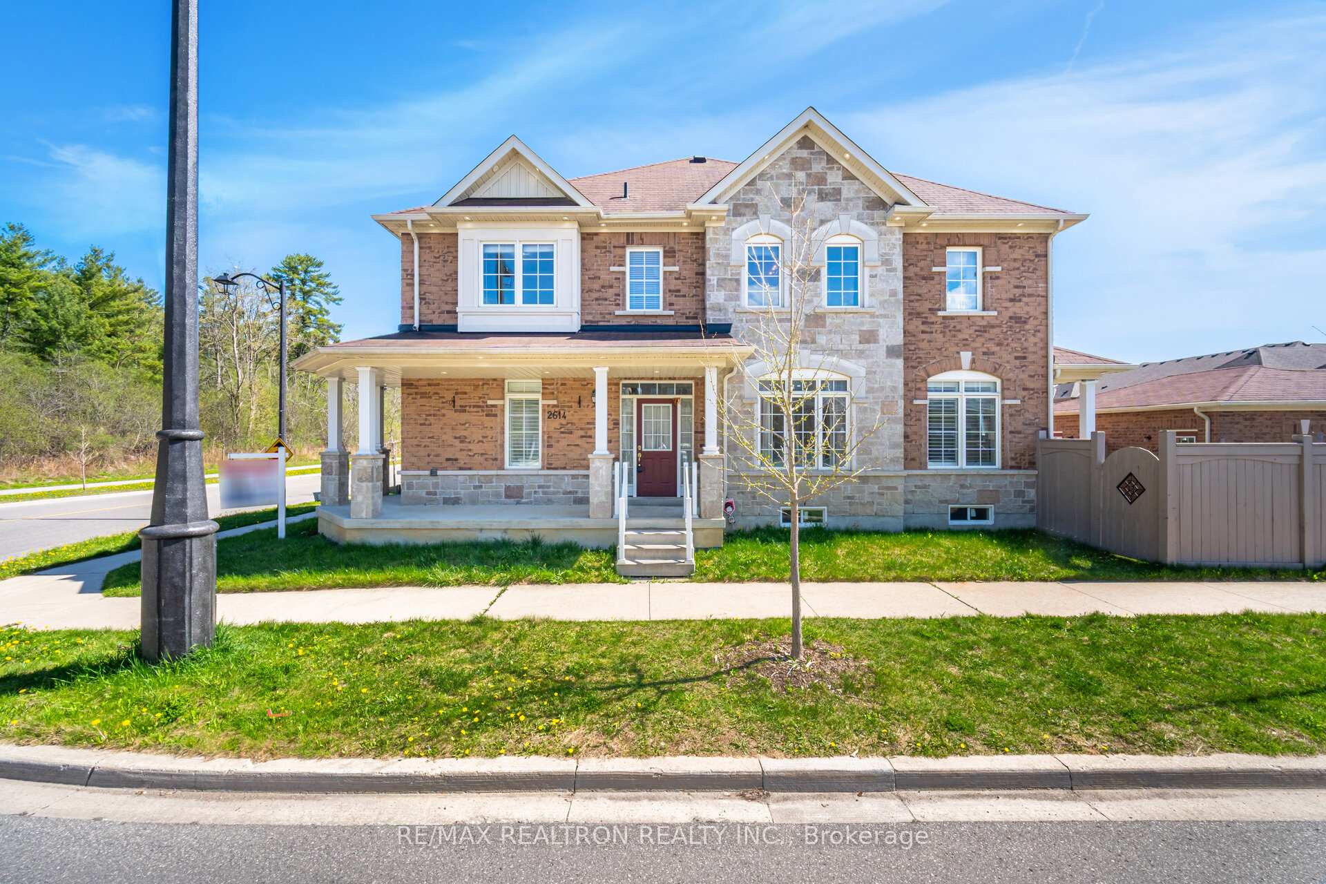 Photo 2 of 2614 Tillings Road, Pickering, Duffin Heights — HOMEH