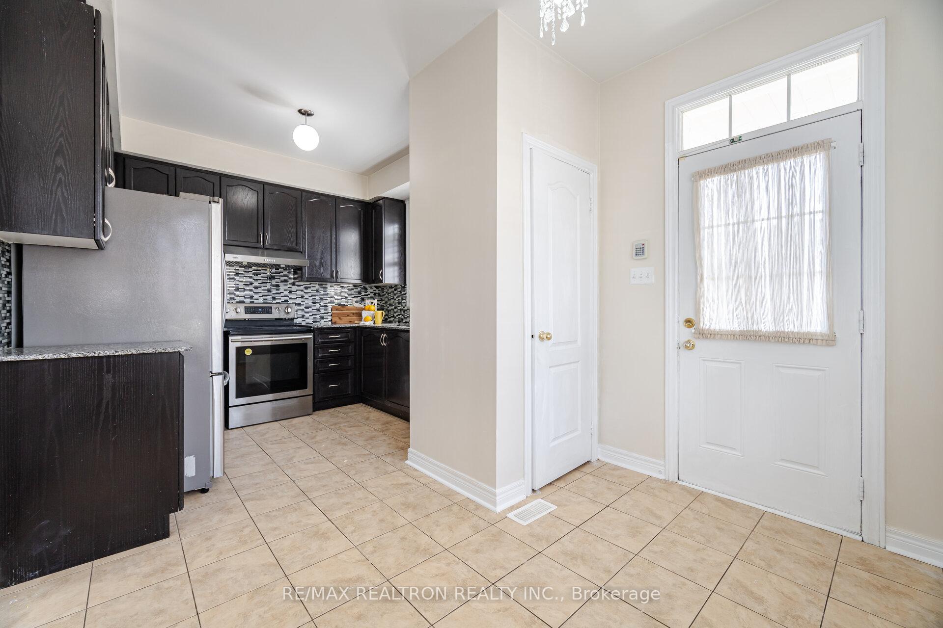 Photo 17 of 2614 Tillings Road, Pickering, Duffin Heights — HOMEH