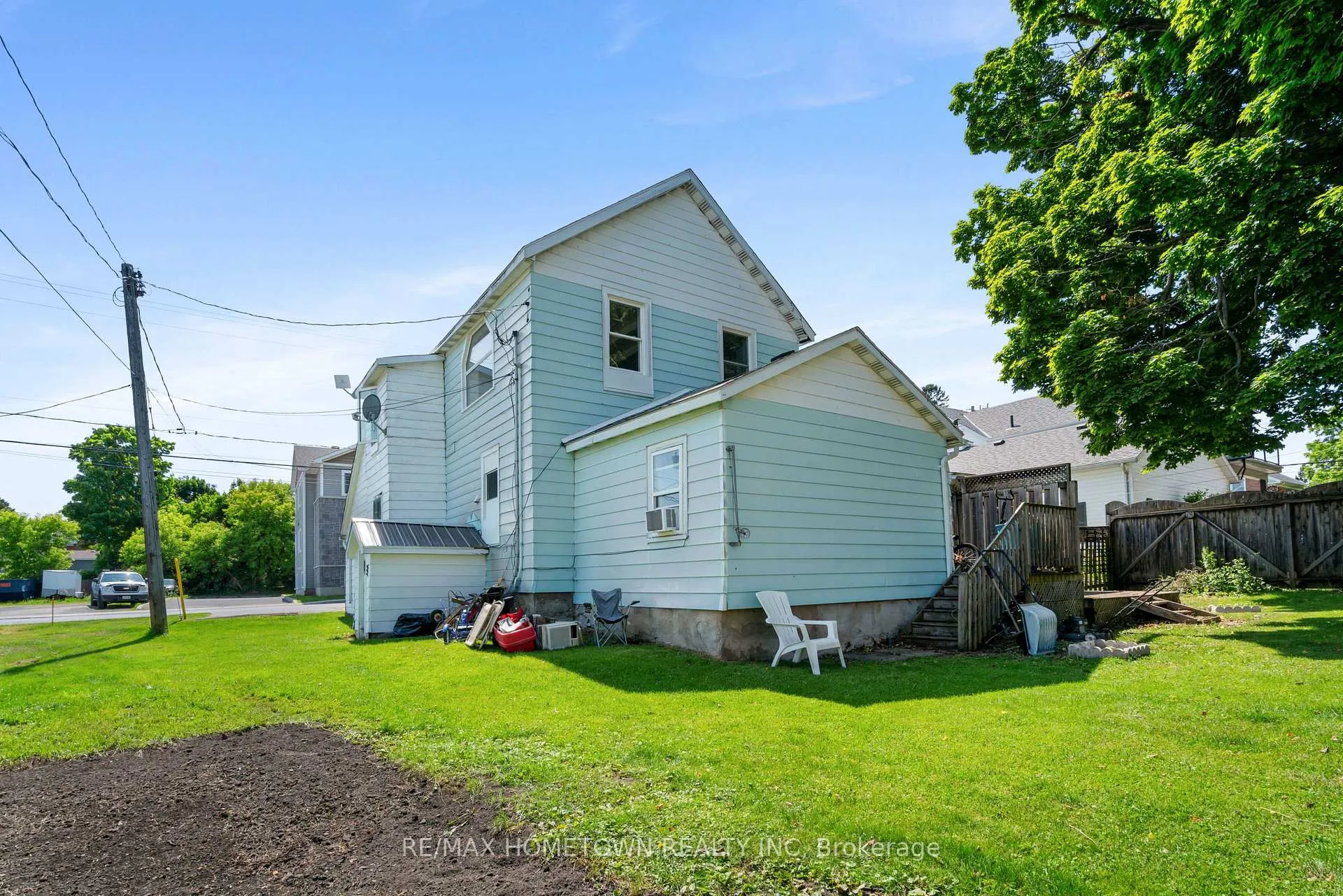 Photo 4 of 256 Ann Street, Prescott — HOMEH